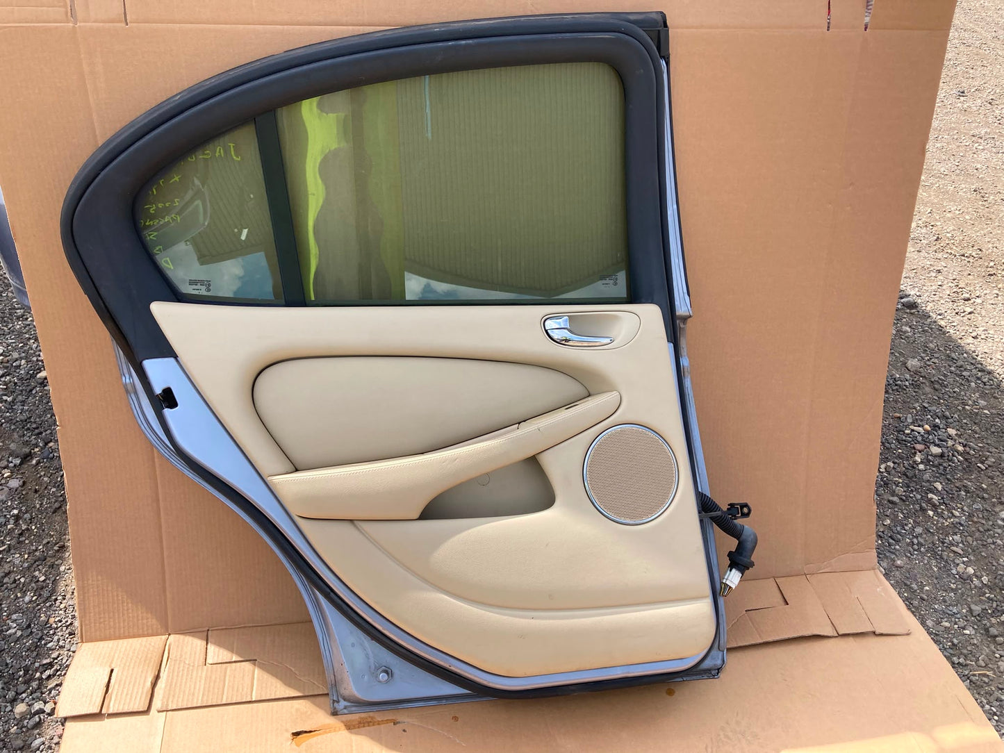JAGUAR X TYPE 2005 PASSENGER SIDE REAR DOOR SALOON