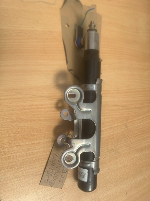 Mercedes E Class W213 2016-2020 Pedestrian Bonnet Actuator Right 0589P1000674