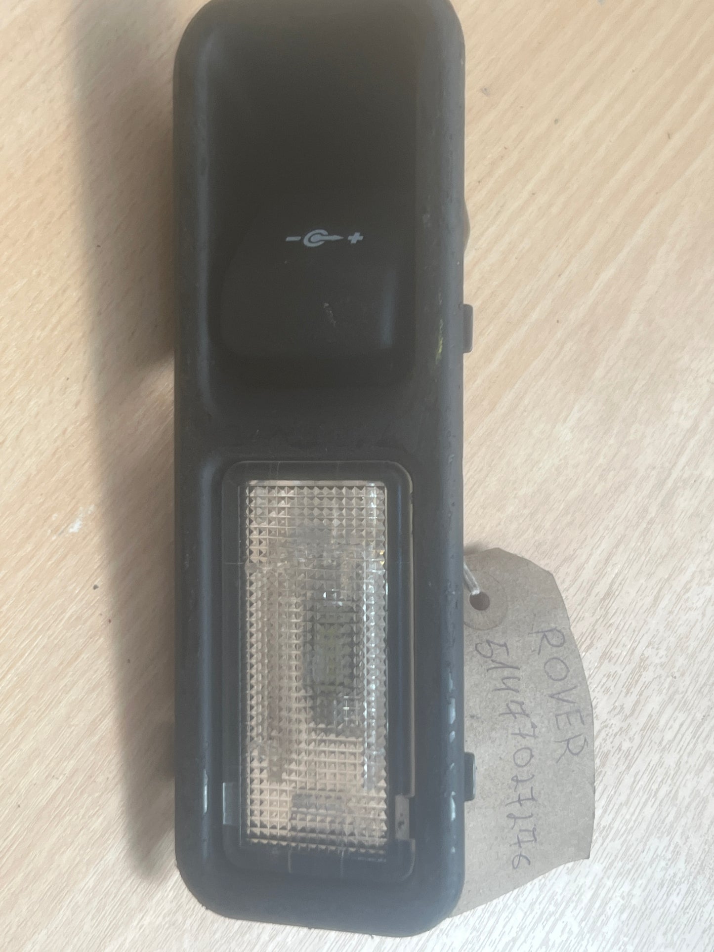 Range Rover Vogue L322 09-12 Power Outlet Supply Switch 51477027276