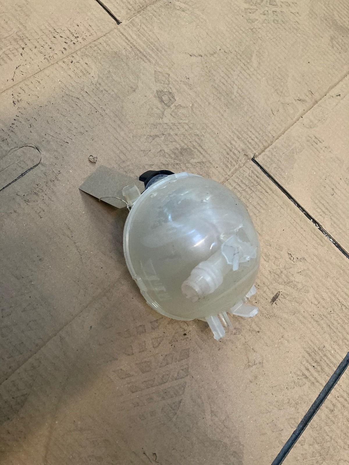 Vauxhall Corsa F Mokka Expansion Header Tank Bottle DS3 9824198680