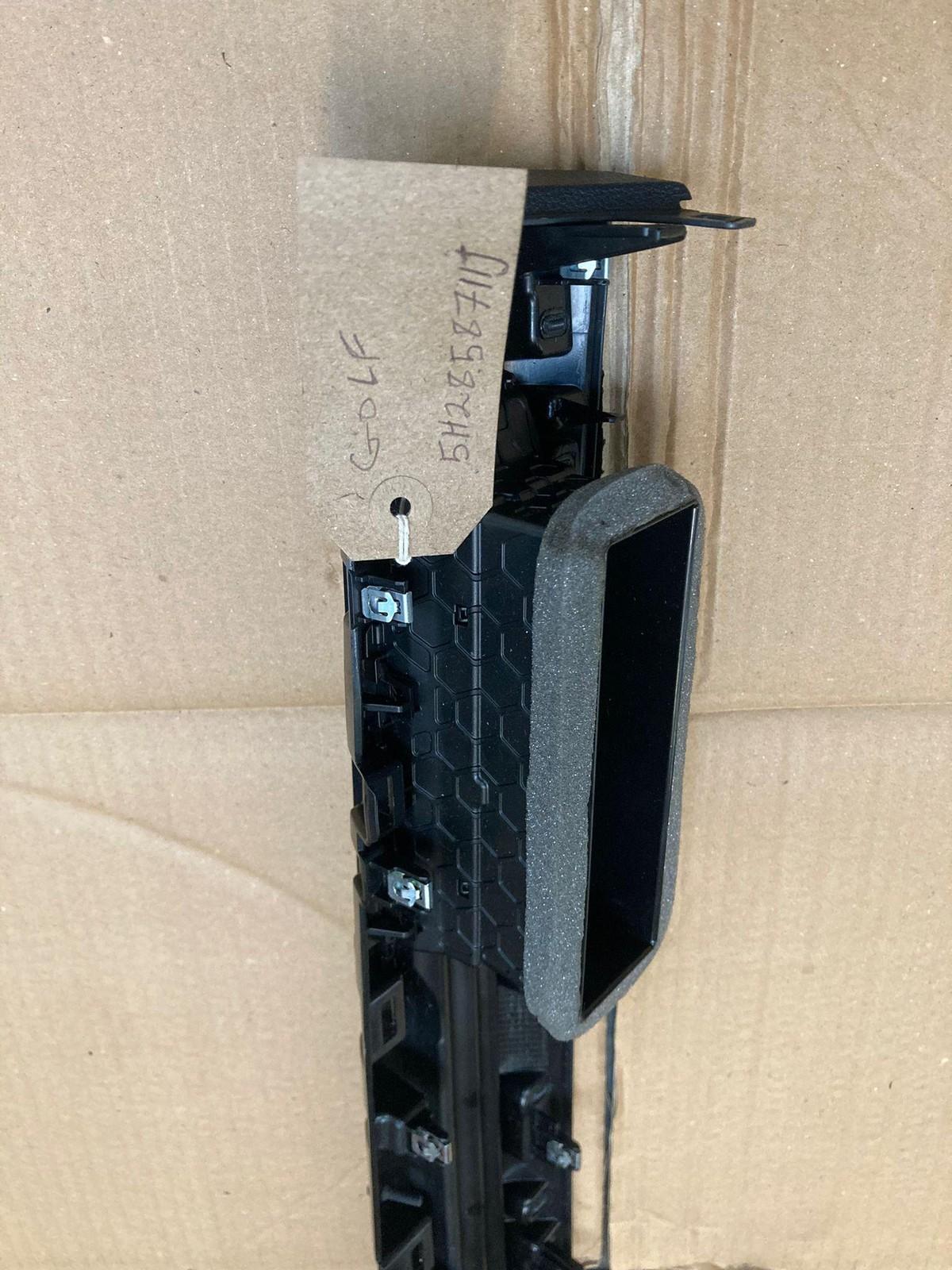 Volkswagen Golf Mk8 2019-23 Dashboard Centre Air Vent Panel 5H2858711J