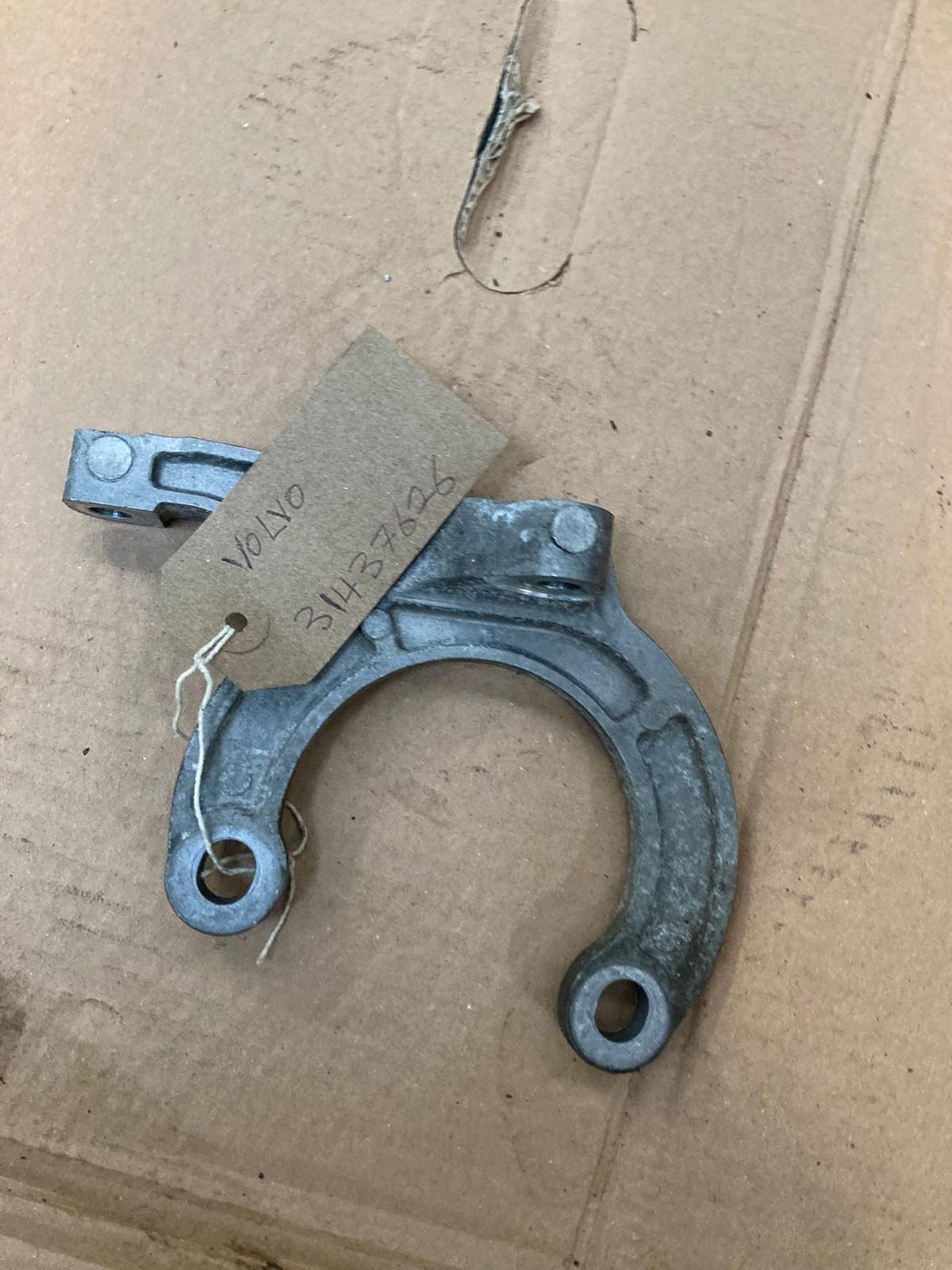 Volvo S60 XC60 XC90 S90 V90 (2015 onwards) Gearbox Bracket Support 31437626