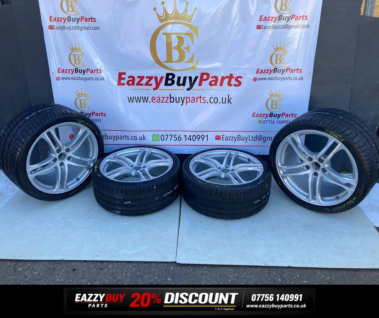Audi R8 423 5x112 19" Front Alloy Wheels SET OF 4 420601025H