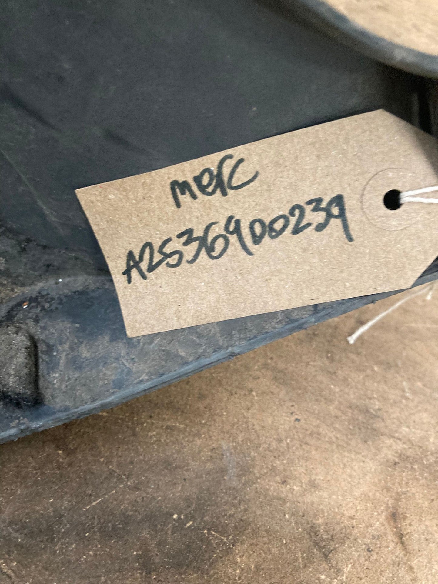 Mercedes C-Class W204 11-14 RIGHT Xenon Headlight AMG C63 C220 A2048204639