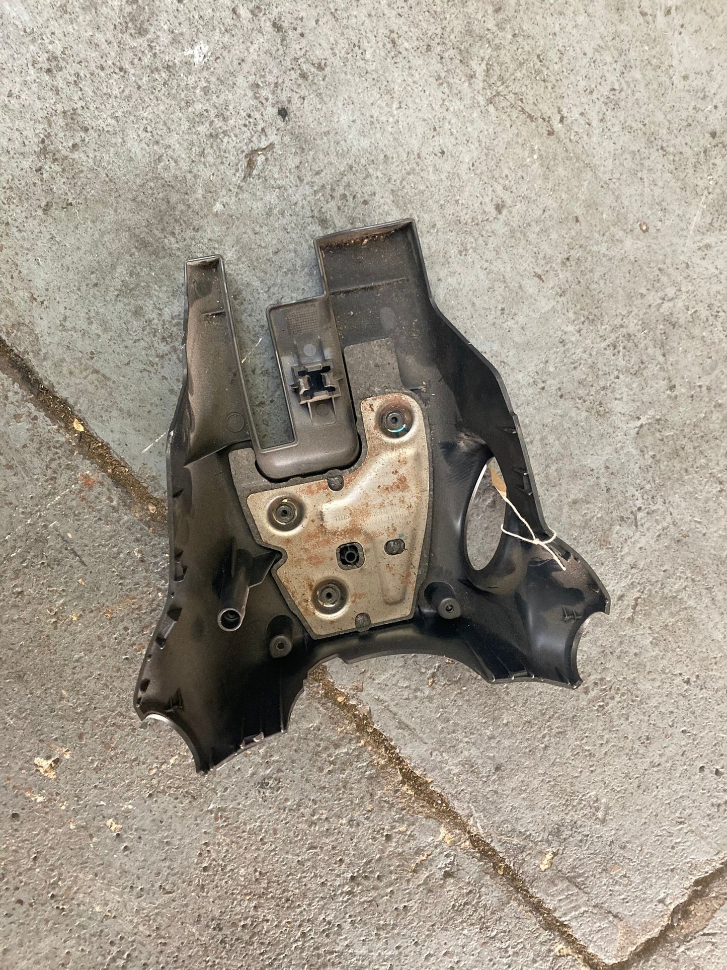 Nissan 46708305A Lower Steering Column Cover