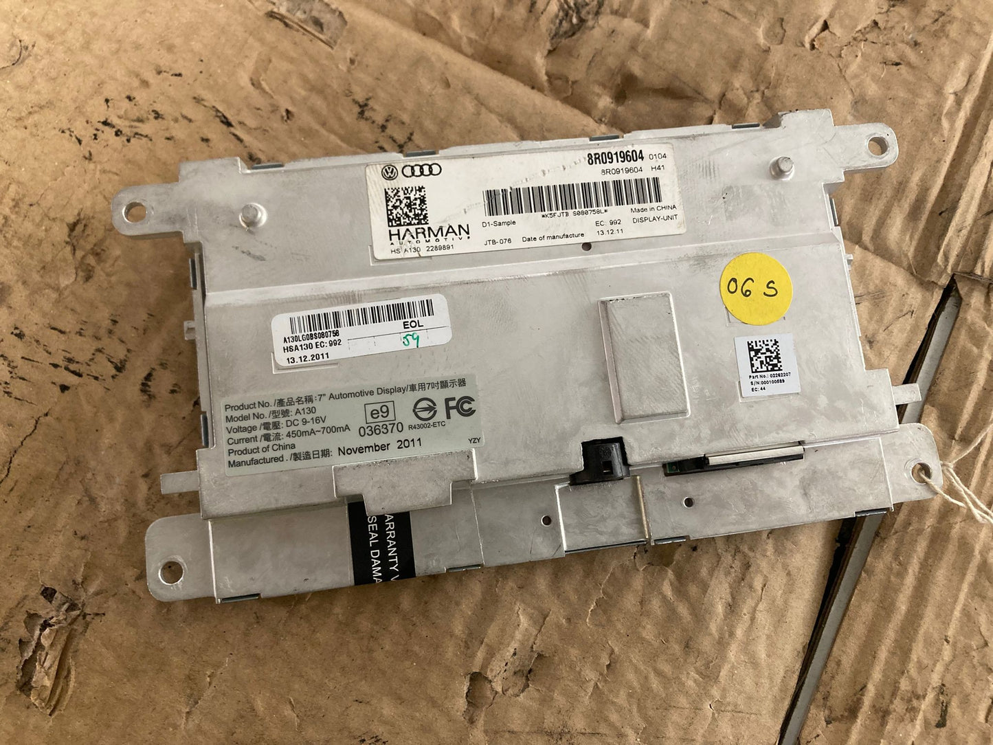 Audi A4 A5 B8 8T Q5 MMI Multimedia Navigation Display Screen 8R0919604