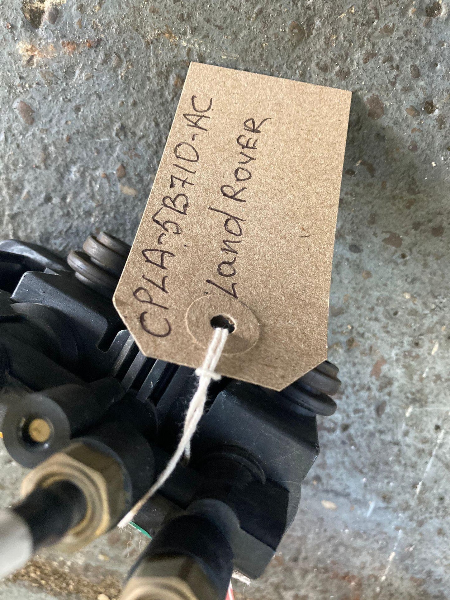 Land Rover Discovery 5 L462 Front Air Suspension Solenoid CPLA5B710AC