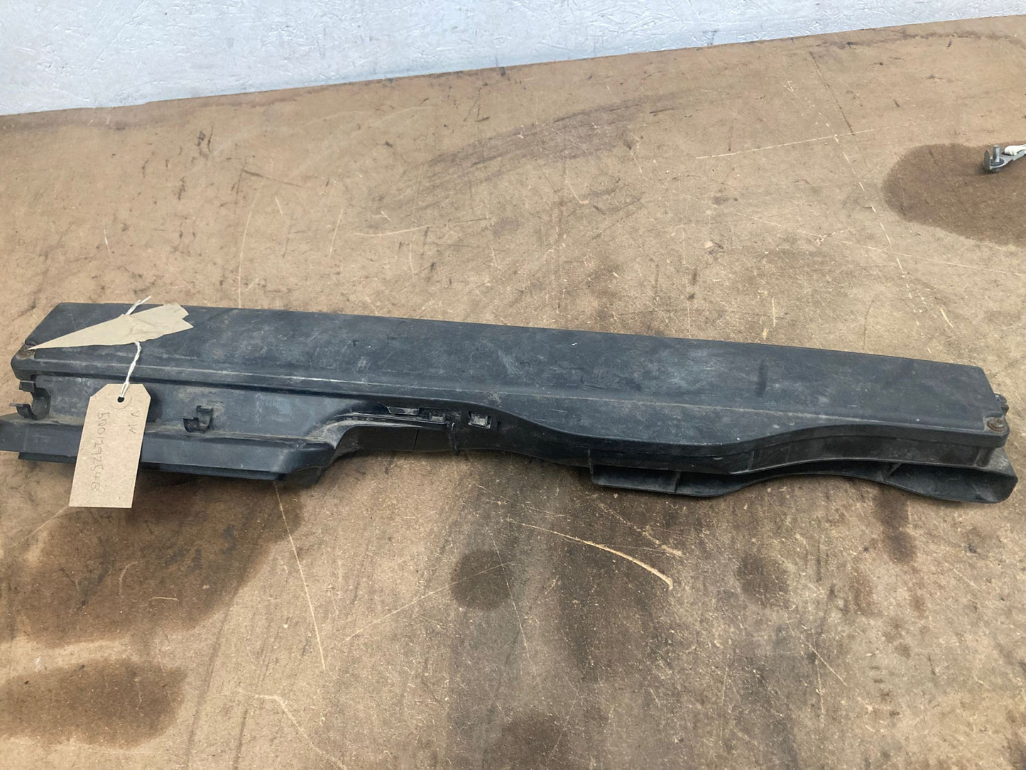 VW GOLF MK7/AUDI A3 FRONT PANEL AIR INLET DUCT 5Q0129254B 2012-2020