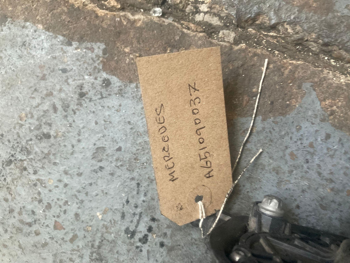 Mercedes C- E- Class Sprinter OM651 2.2 Diesel Intake Manifold A6510900037