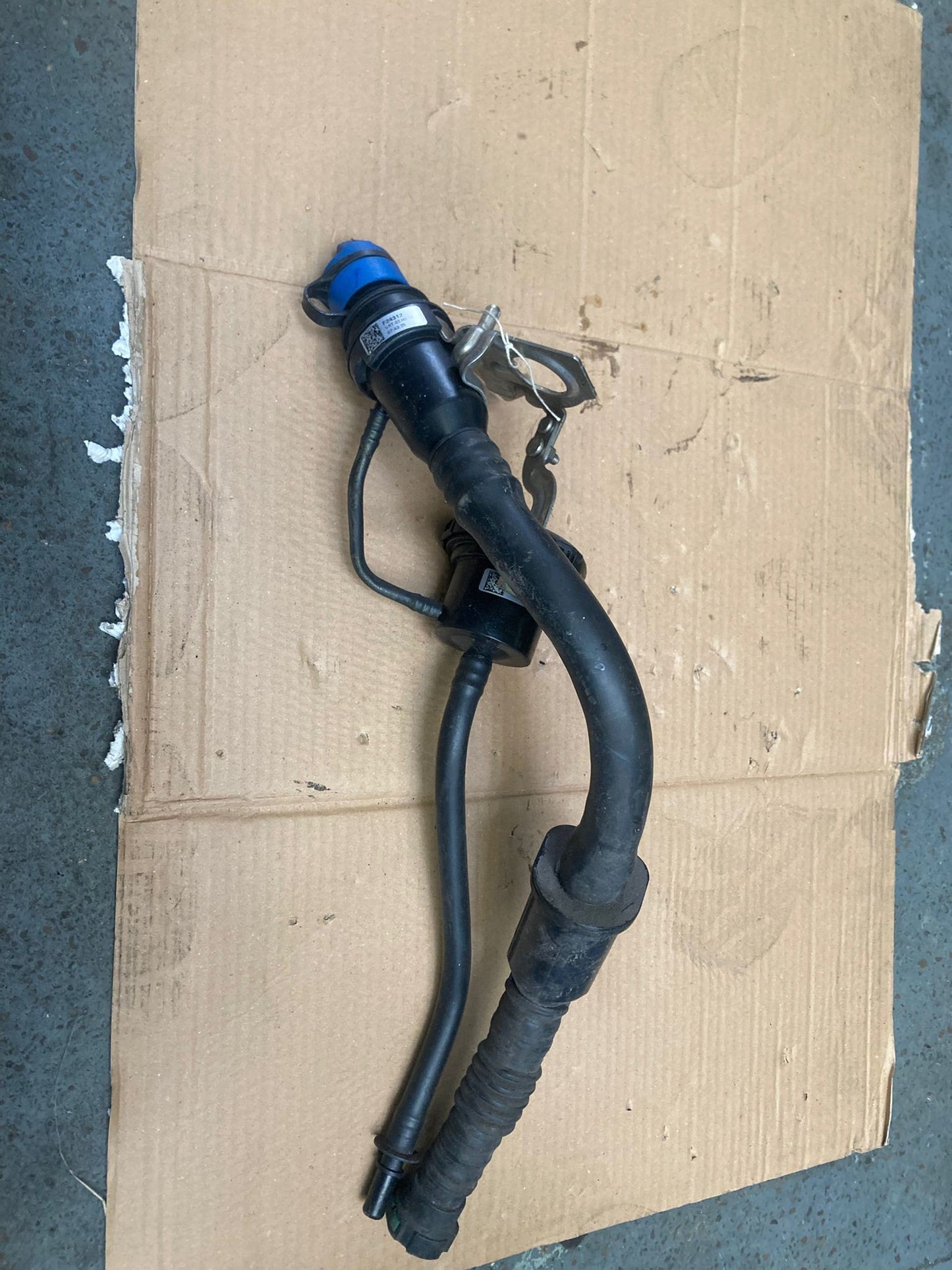 MERCEDES GLC X253 ADBLUE TANK FILLER PIPE F24312
