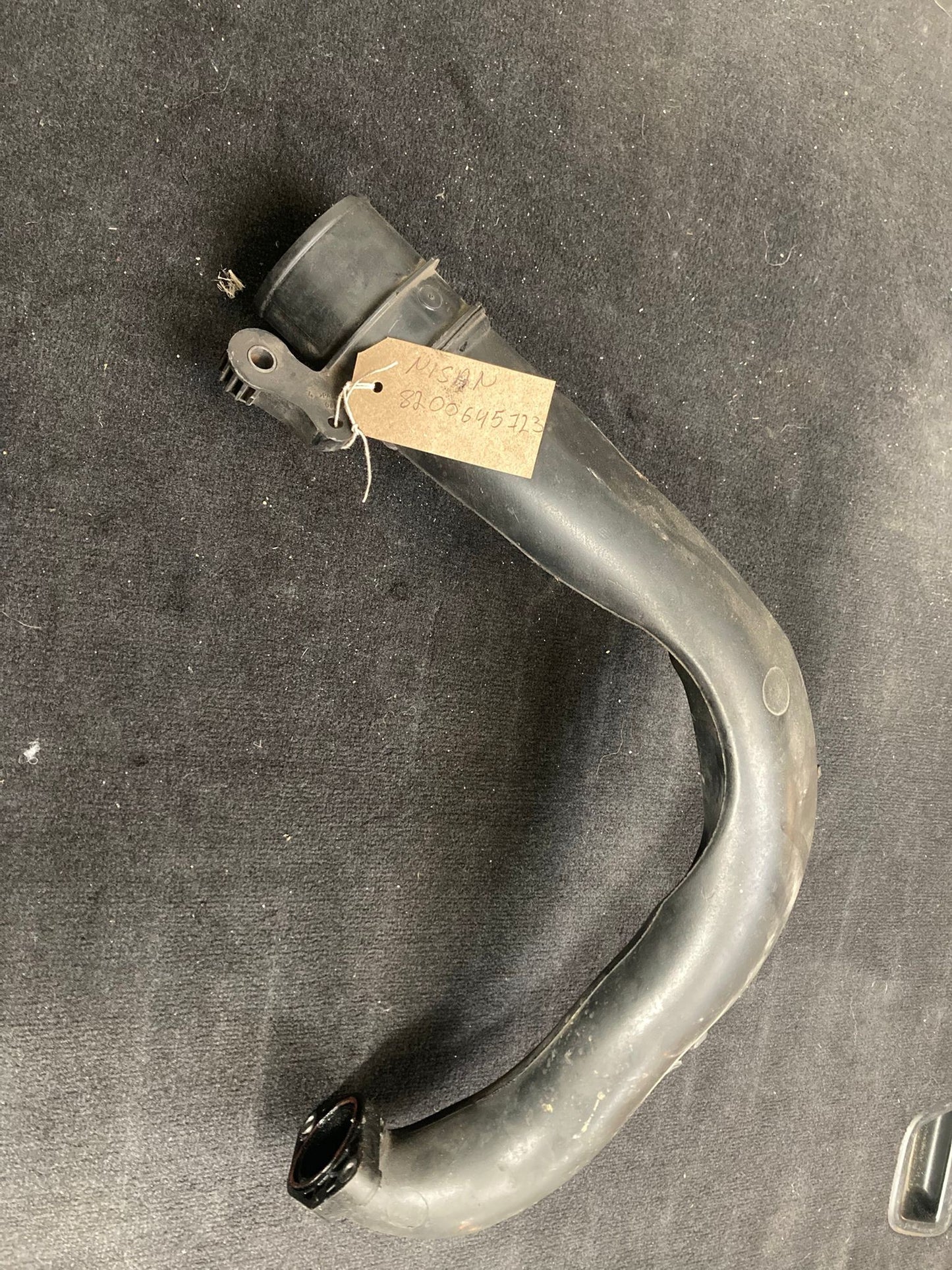 NISSAN JUKE MK1 2012-2014 Air Intake Pipe 8200645723