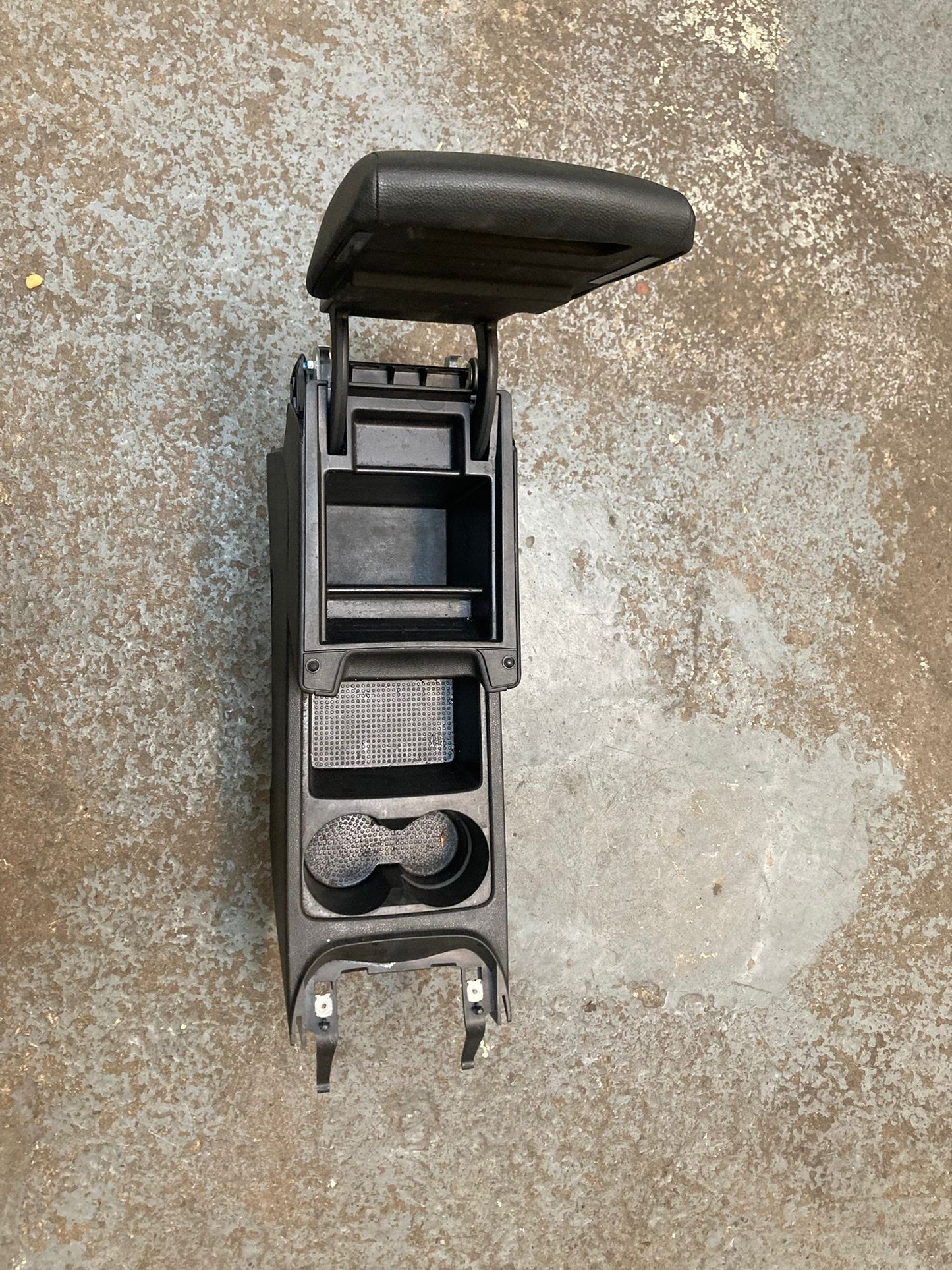 SEAT LEON 5F MK3 ARMREST CENTRE CONSOLE LID COVER TRIM 5F0864981A