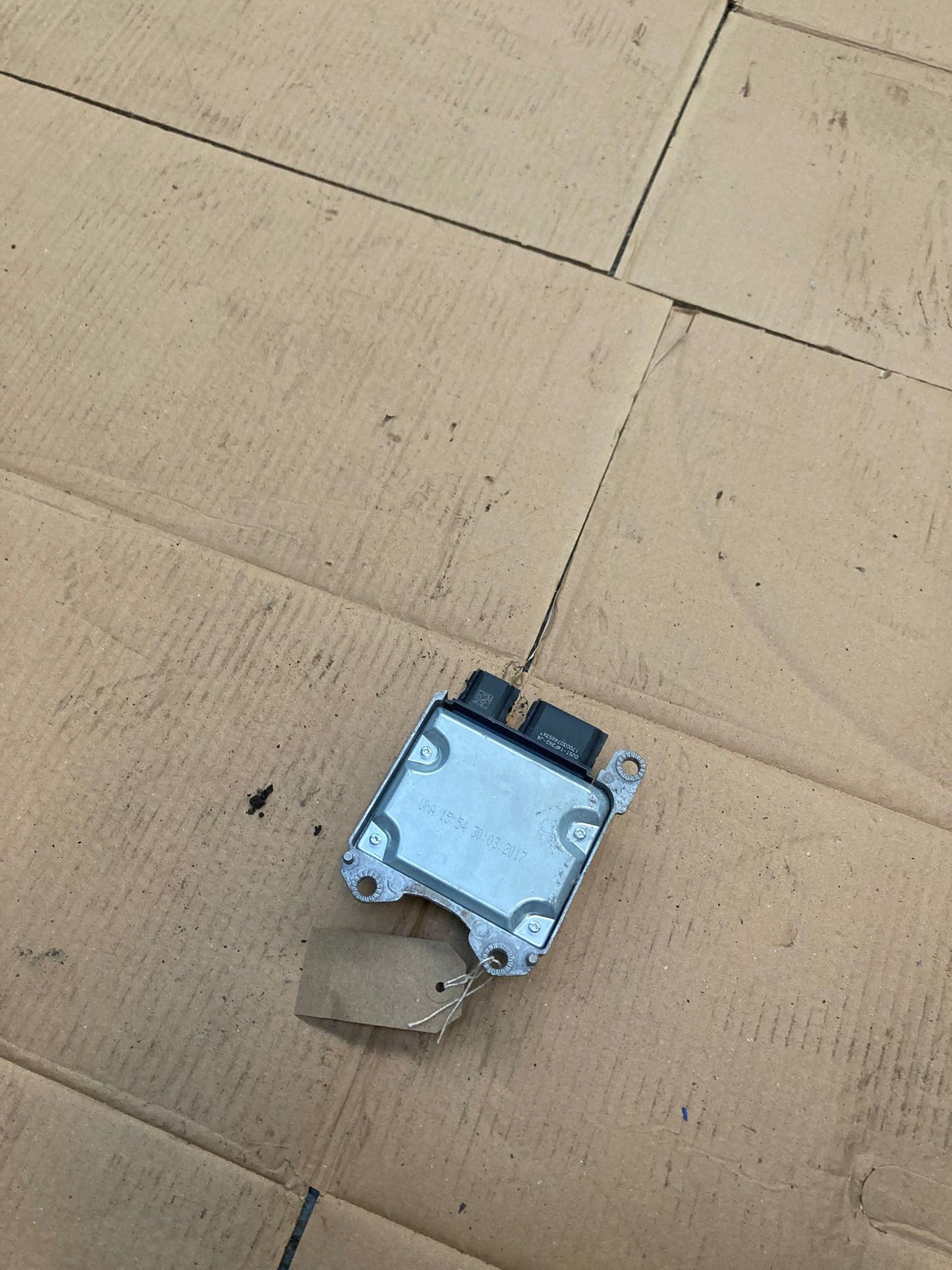 FORD TRANSIT CUSTOM TOURNEO AIRBAG SRS RESTRAINT CONTROL MODULE ECU GK2T-14B321