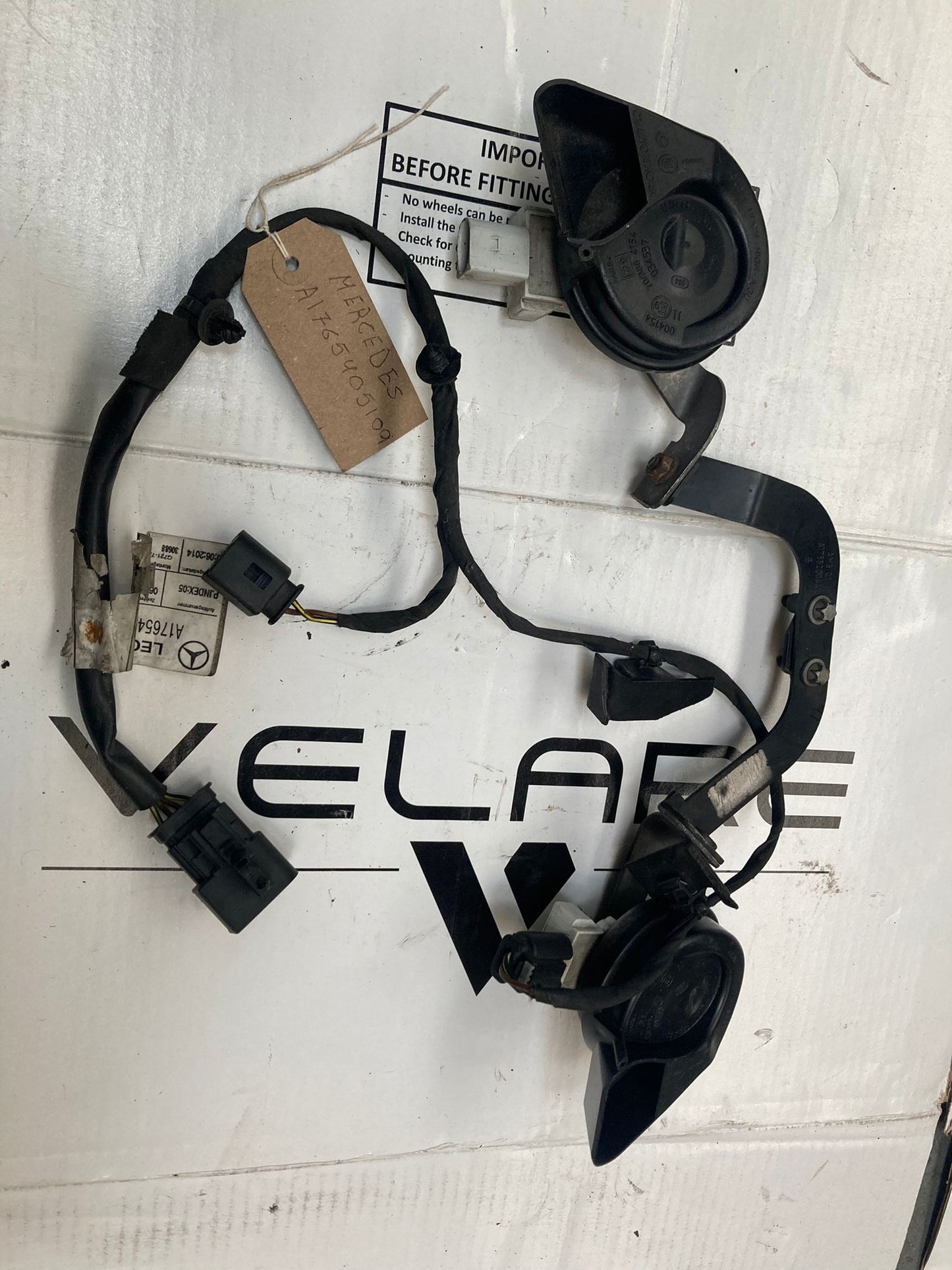 Mercedes-Benz GLA X156 CLA W117 Cruise Control Wiring Harness A1765405109