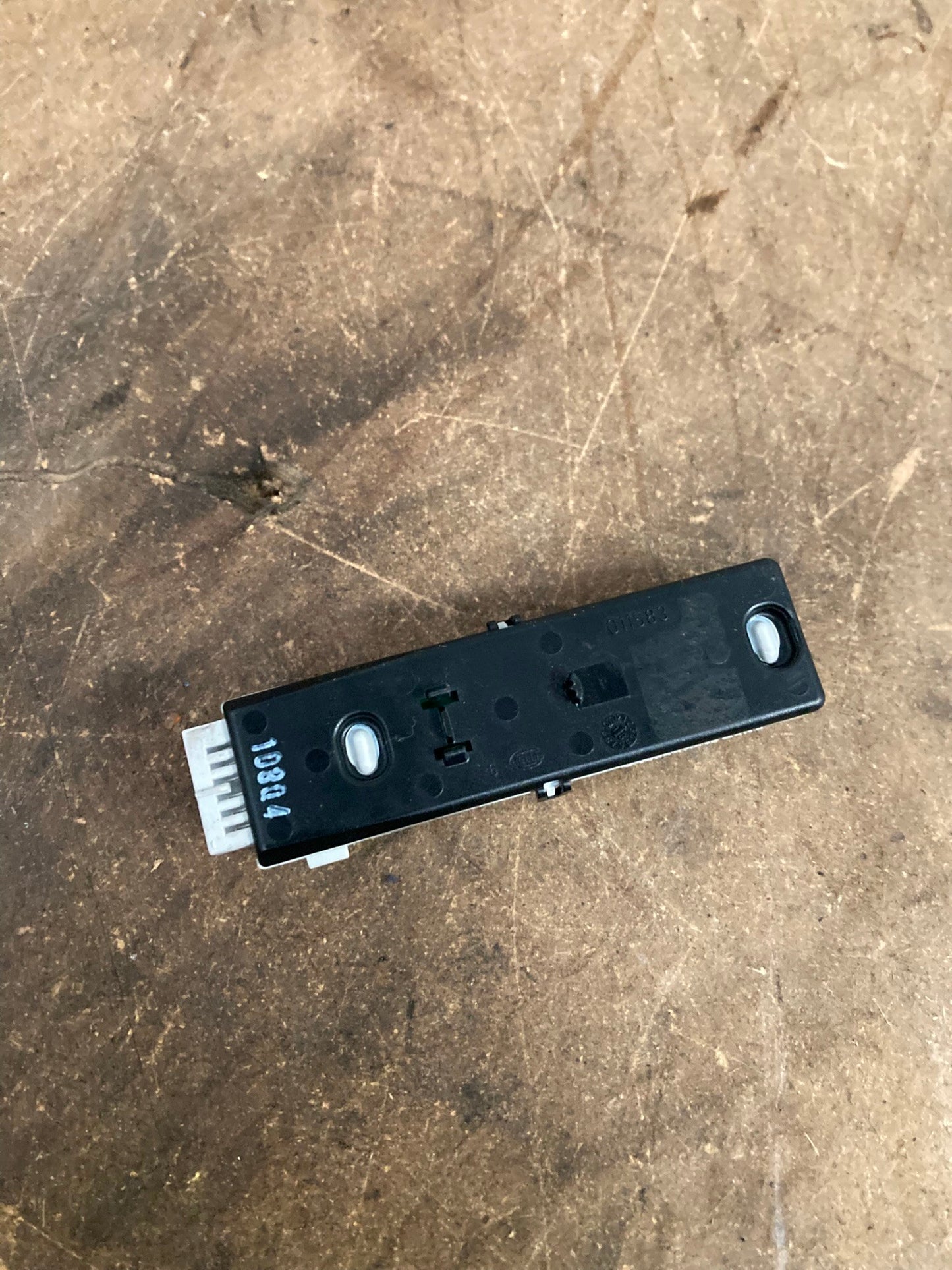 Mercedes-Benz Interior Roof Reading Lamp 011583 – Fits E-Class W213 / S213