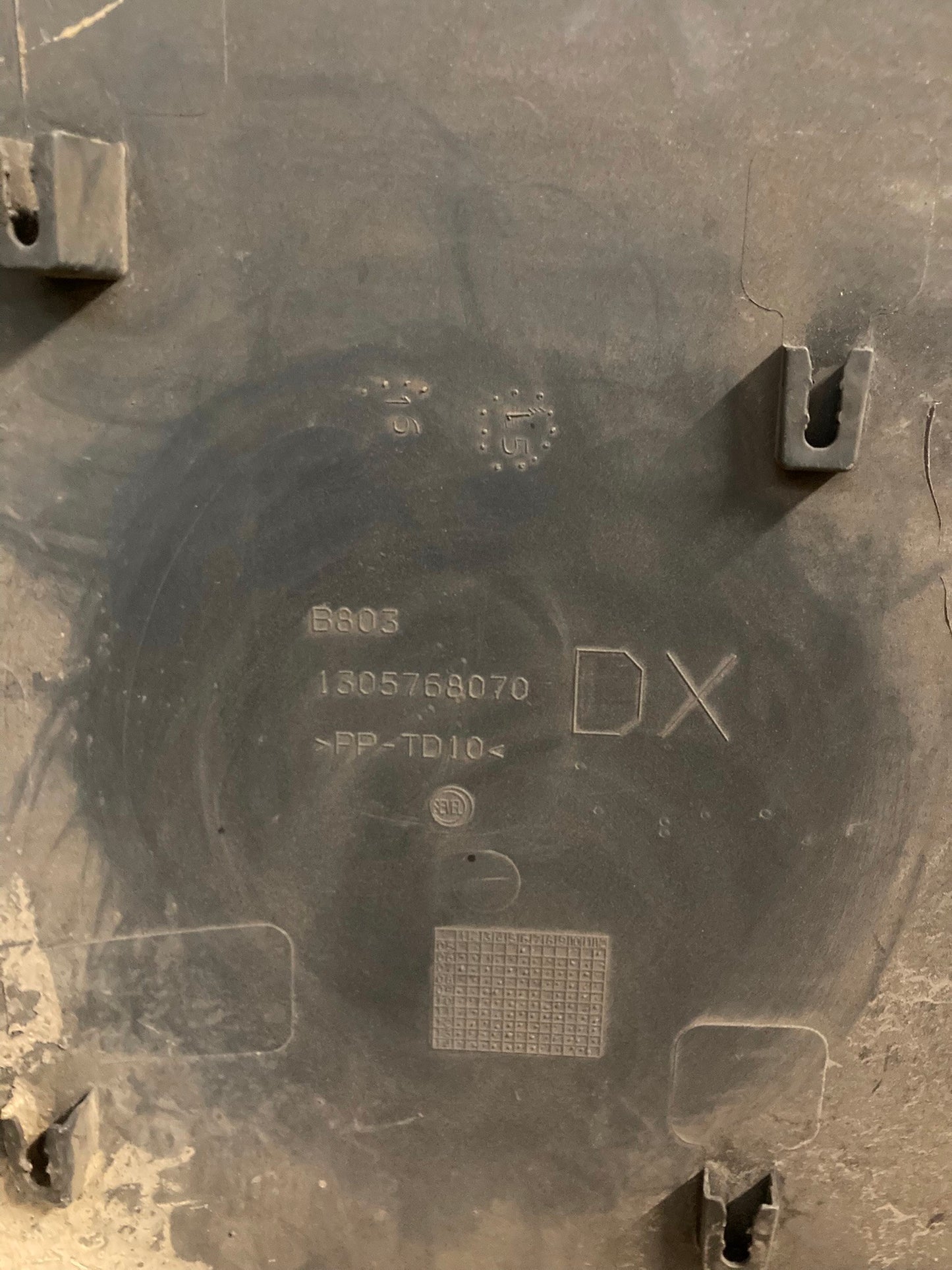 Fiat Ducato Boxer Relay MK3 Rear Right Wheel Arch Moulding Trim 1305768070