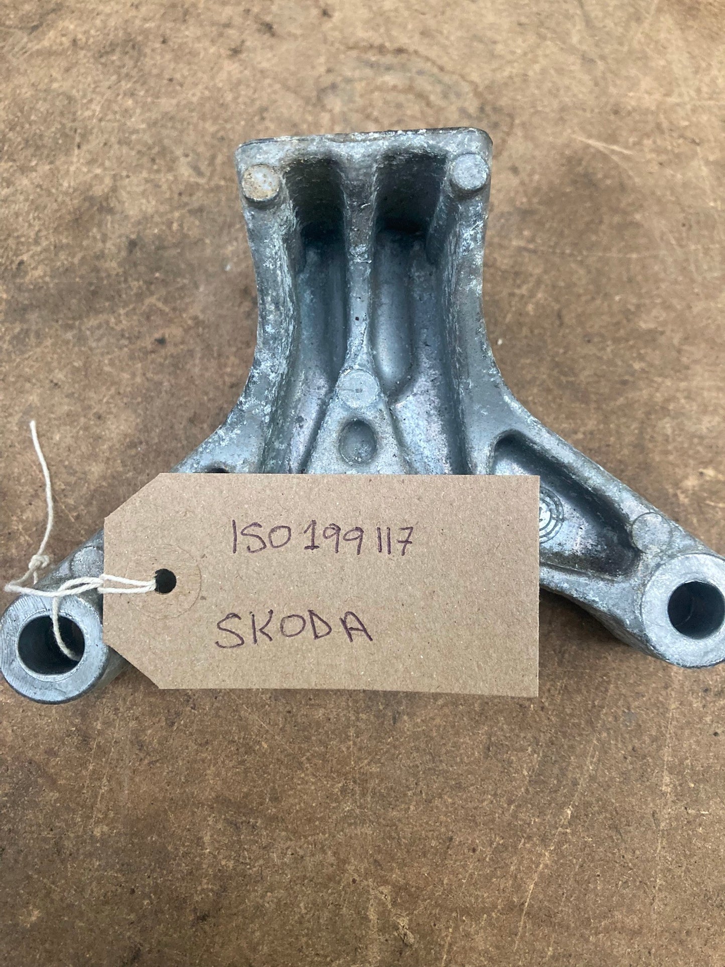 Volkswagen Up / Seat Mii / Skoda Citigo Gearbox Bracket 1S0199117