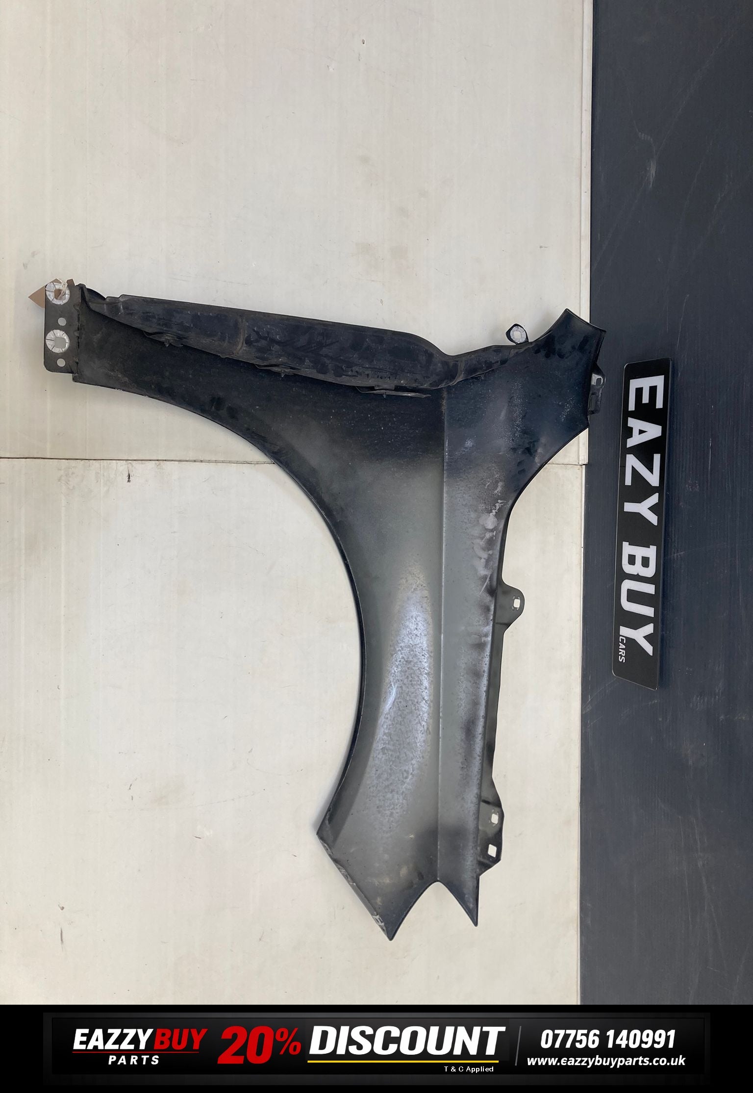 Mercedes A-Class W176 2012-18 Front Left Fender Seal A1768890125