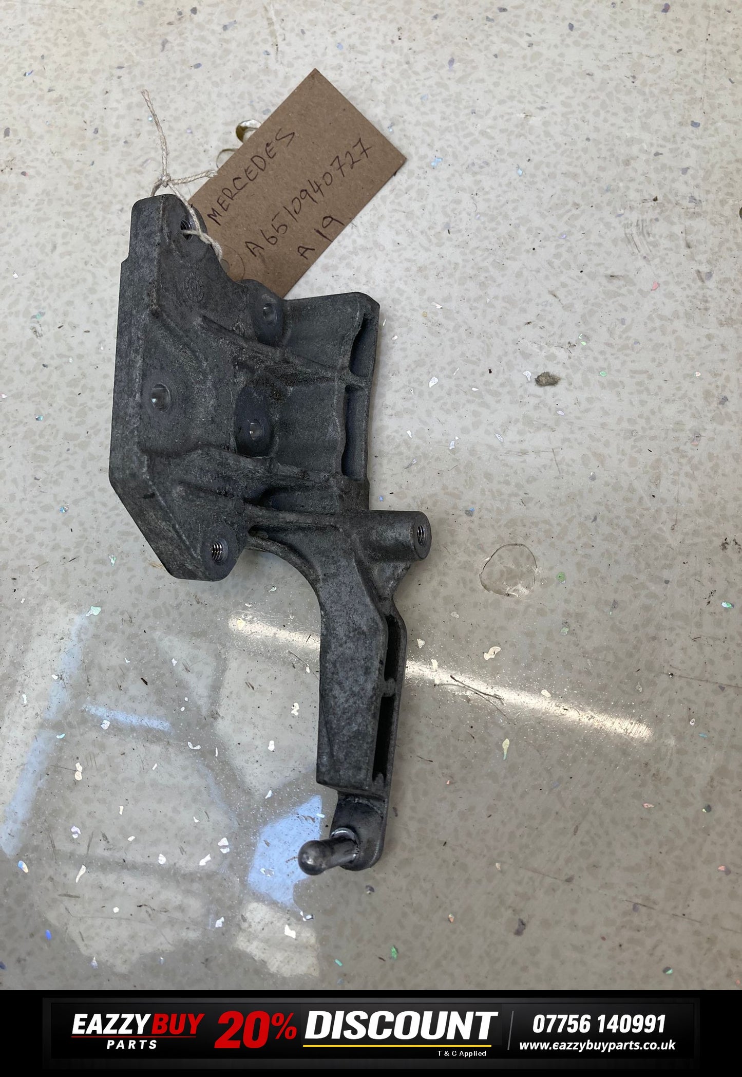 Mercedes C Class W205 2014-21 Air Filter Housing Mount Bracket A6510940727