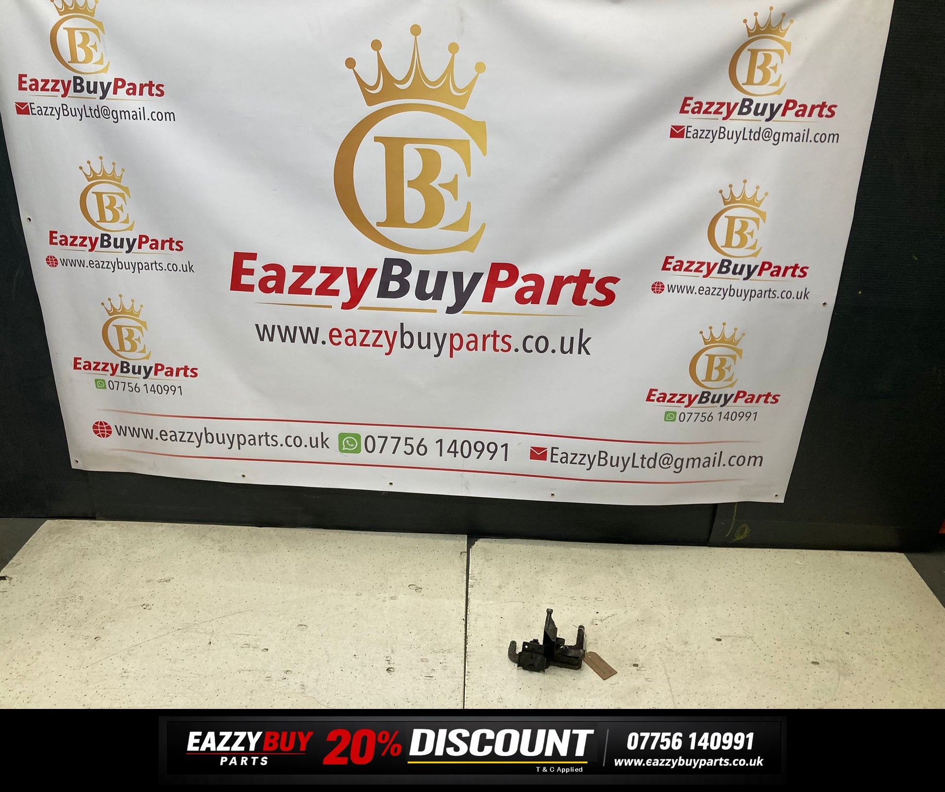 Ford Focus MK3 2011-19 Fuel Pump Mounting Bracket av6q9b470bb