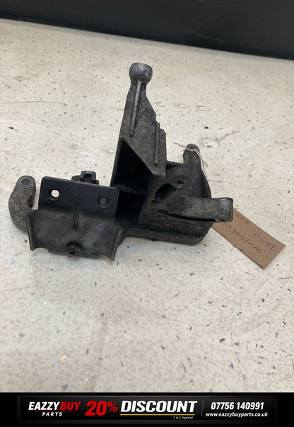 Ford Focus MK3 2011-19 Fuel Pump Mounting Bracket av6q9b470bb
