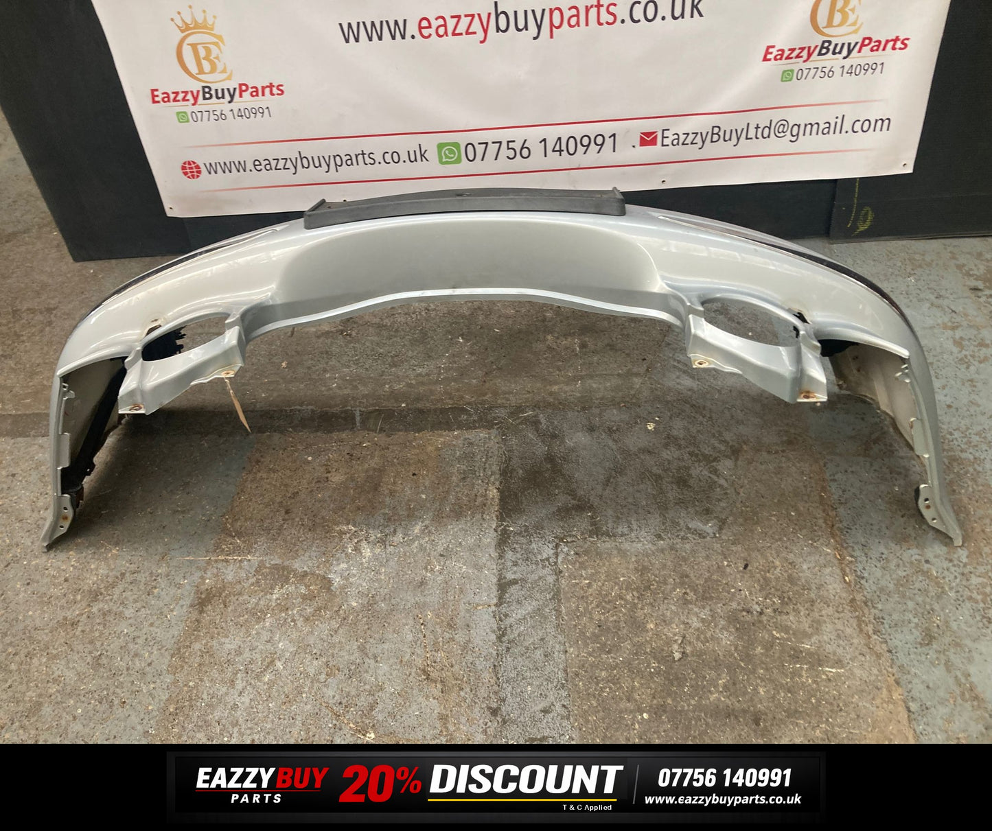 Jaguar X-Type X400  2001-2007 Front Bumper Slight damage 4x4317c831