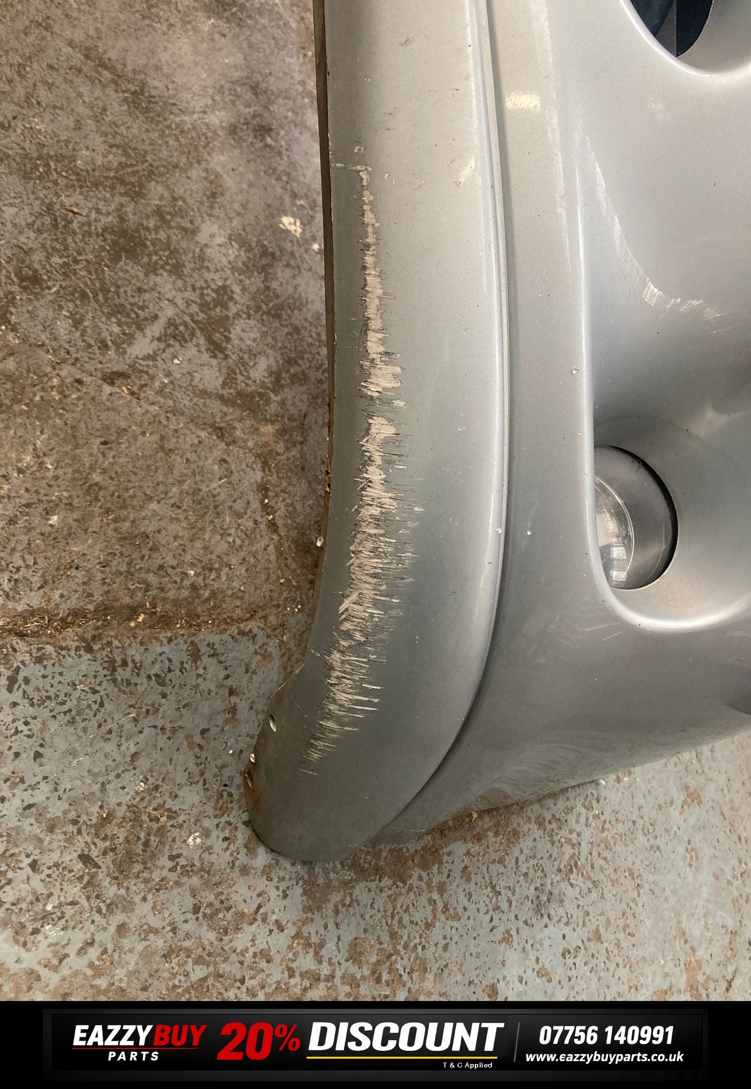 Jaguar X-Type X400  2001-2007 Front Bumper Slight damage 4x4317c831