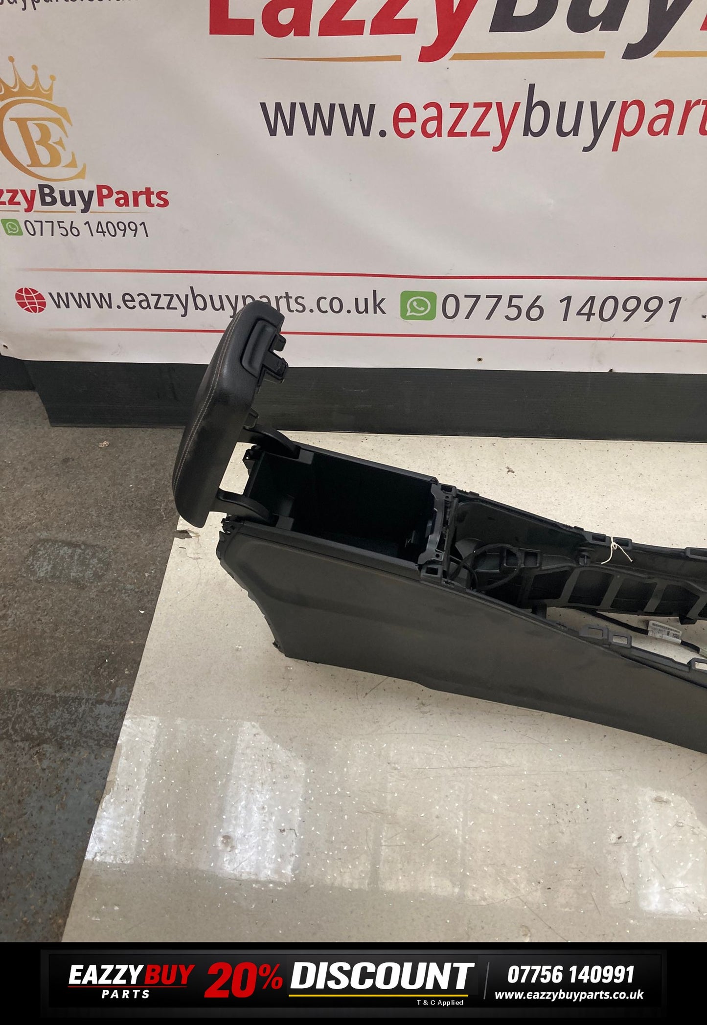 Mercedes-Benz B W246 2012-2018 Armrest A2466800400