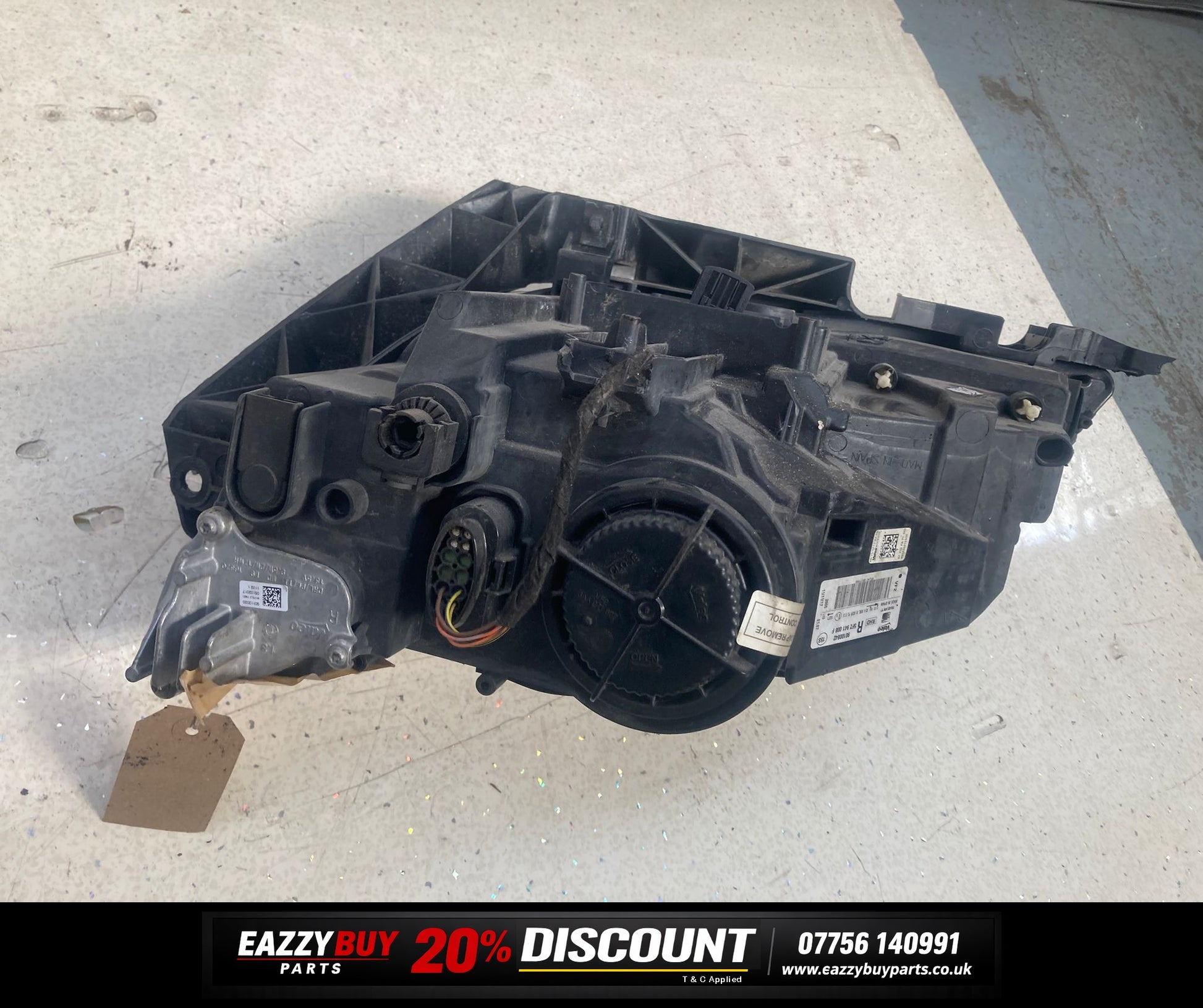 SEAT Leon MK3 Facelift Estate 13-17 Headlight Driver Side lense damage 5f2941008