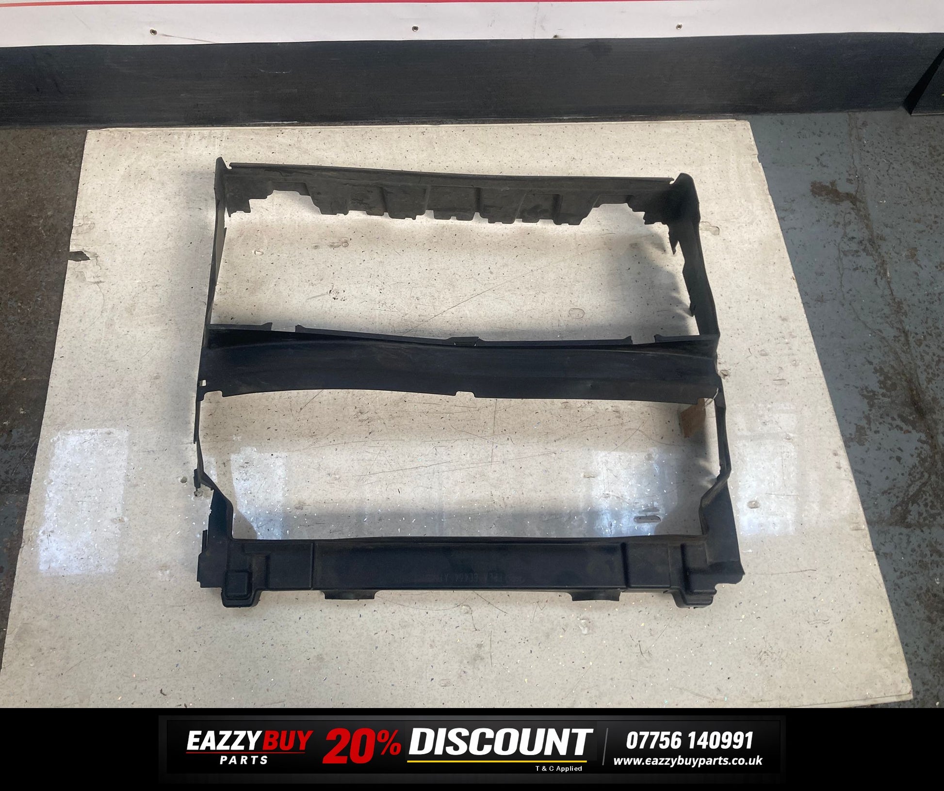 Range Rover Sport L494 2013-2017 Radiator Air Duct Trim FPLA8C464A