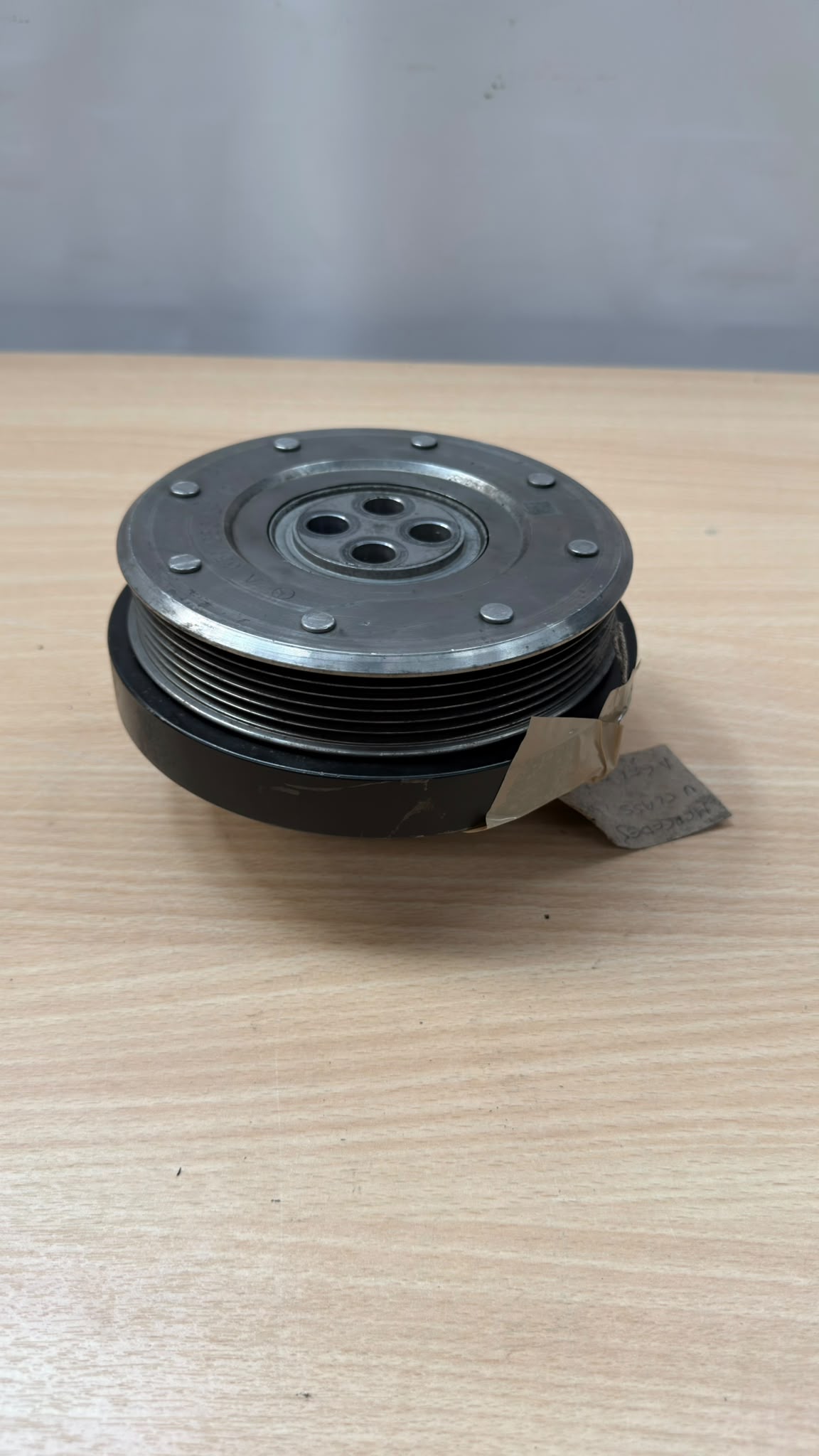 Mercedes-Benz GLE W166 2018 Pulley A6510352912