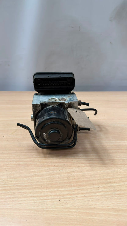 2014 VOLKSWAGEN AMAROK ABS PUMP. 2H0 907 379 L, 2H0 614 517 G