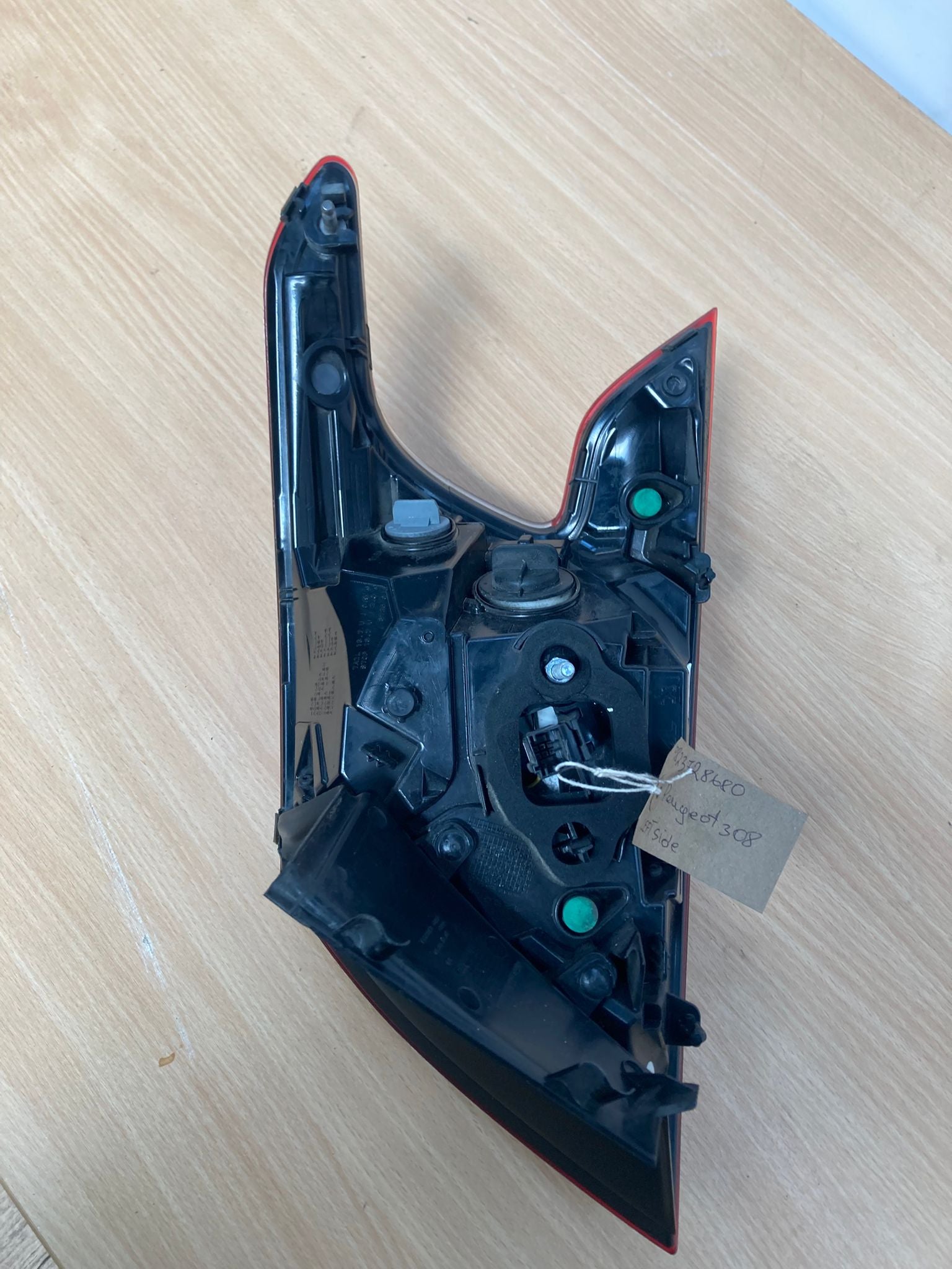 PEUGEOT 308 MK2 Passenger Side Rear 2013-2021 Tail Light Left Passenger Side Out