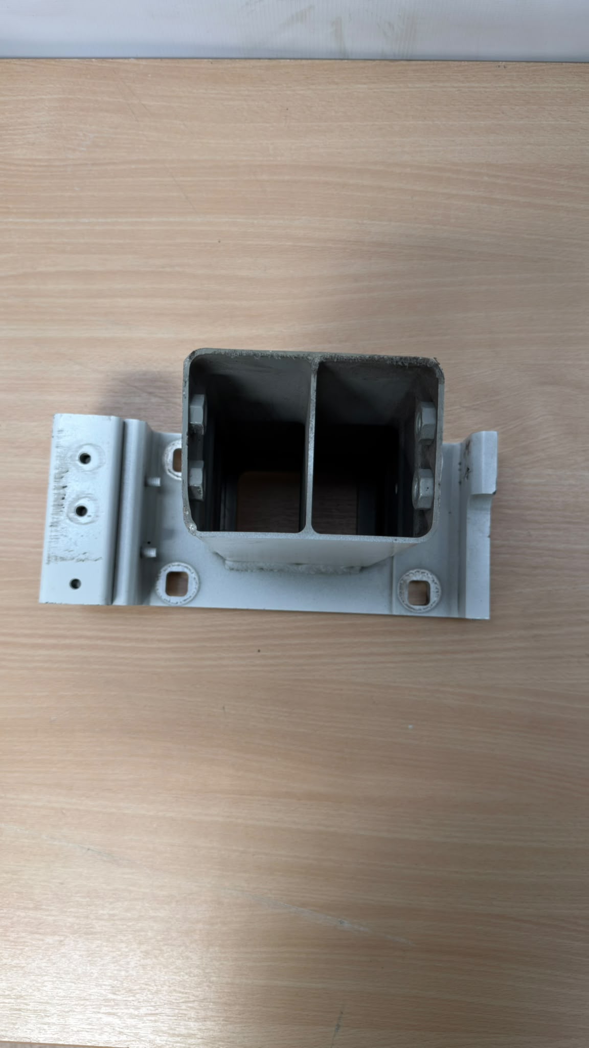 Land Rover Discovery 5 L462 16-20 Front Crash Bar Bracket CPLA103A32AD