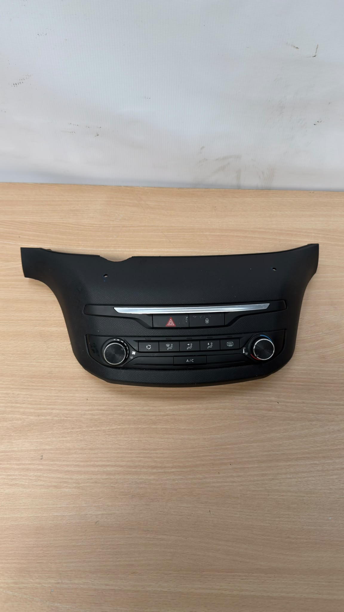 Peugeot 308 MK2 13-21 Heater AC Climate Control Unit 96777653zd
