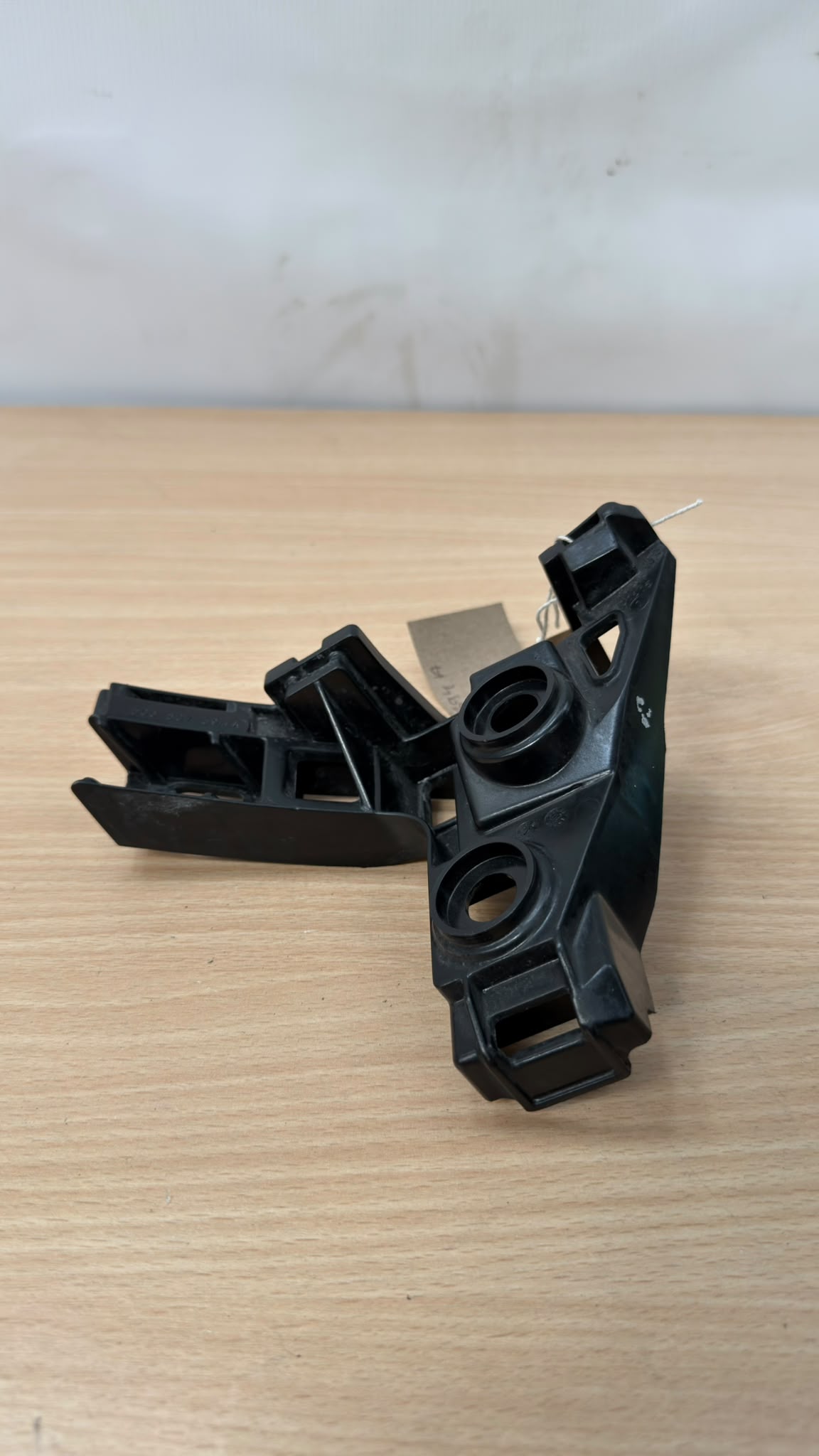 Volkswagen Golf MK7.5 13-17 Rear Bumper Bracket Right Driver Side 5g6807394a