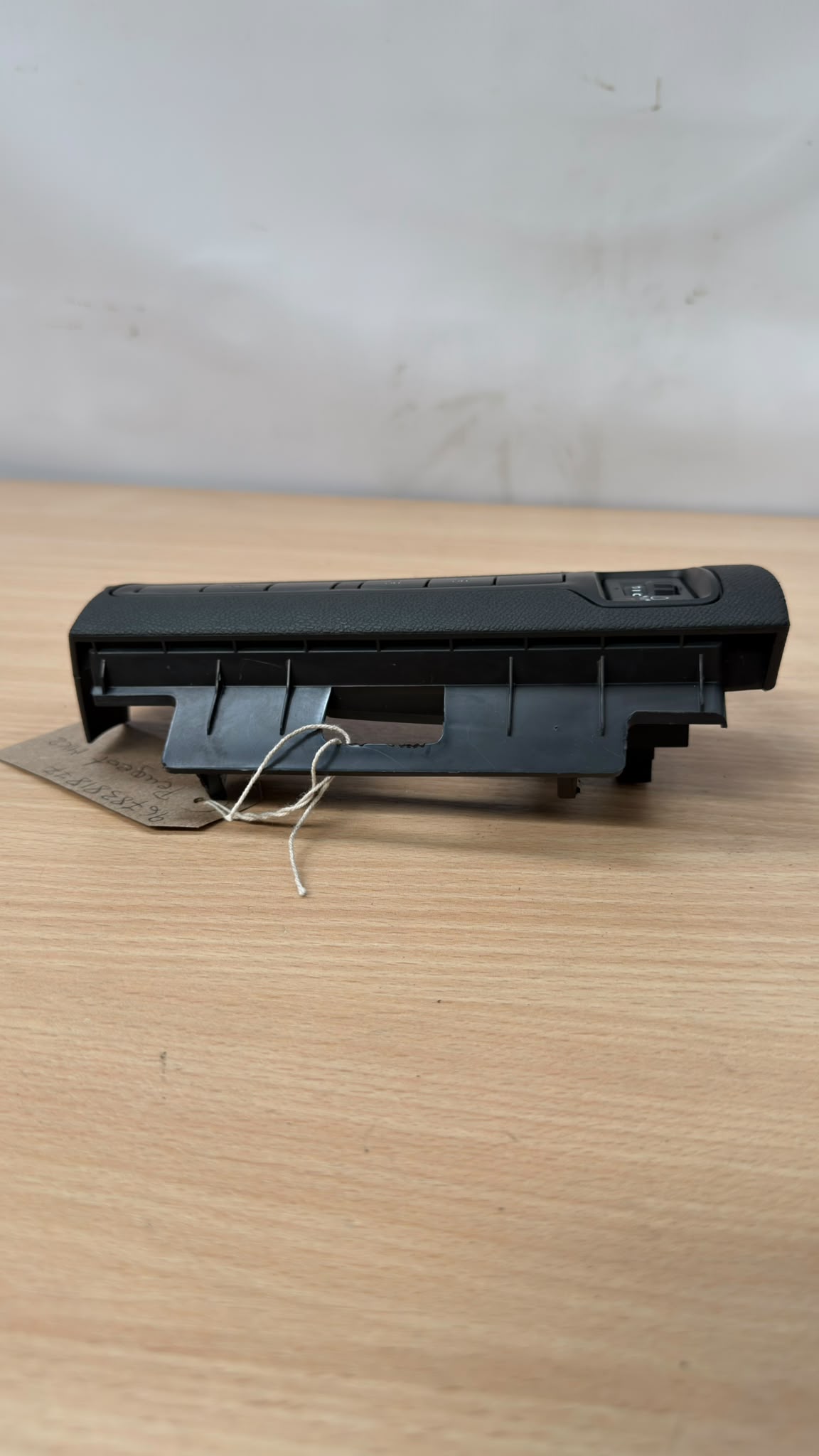 Peugeot 308 MK2 13-20 Headlight Switch 9678381877