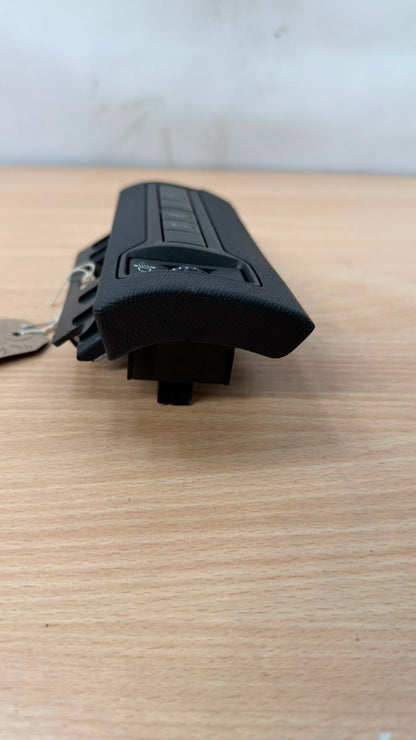 Peugeot 308 MK2 13-20 Headlight Switch 9678381877