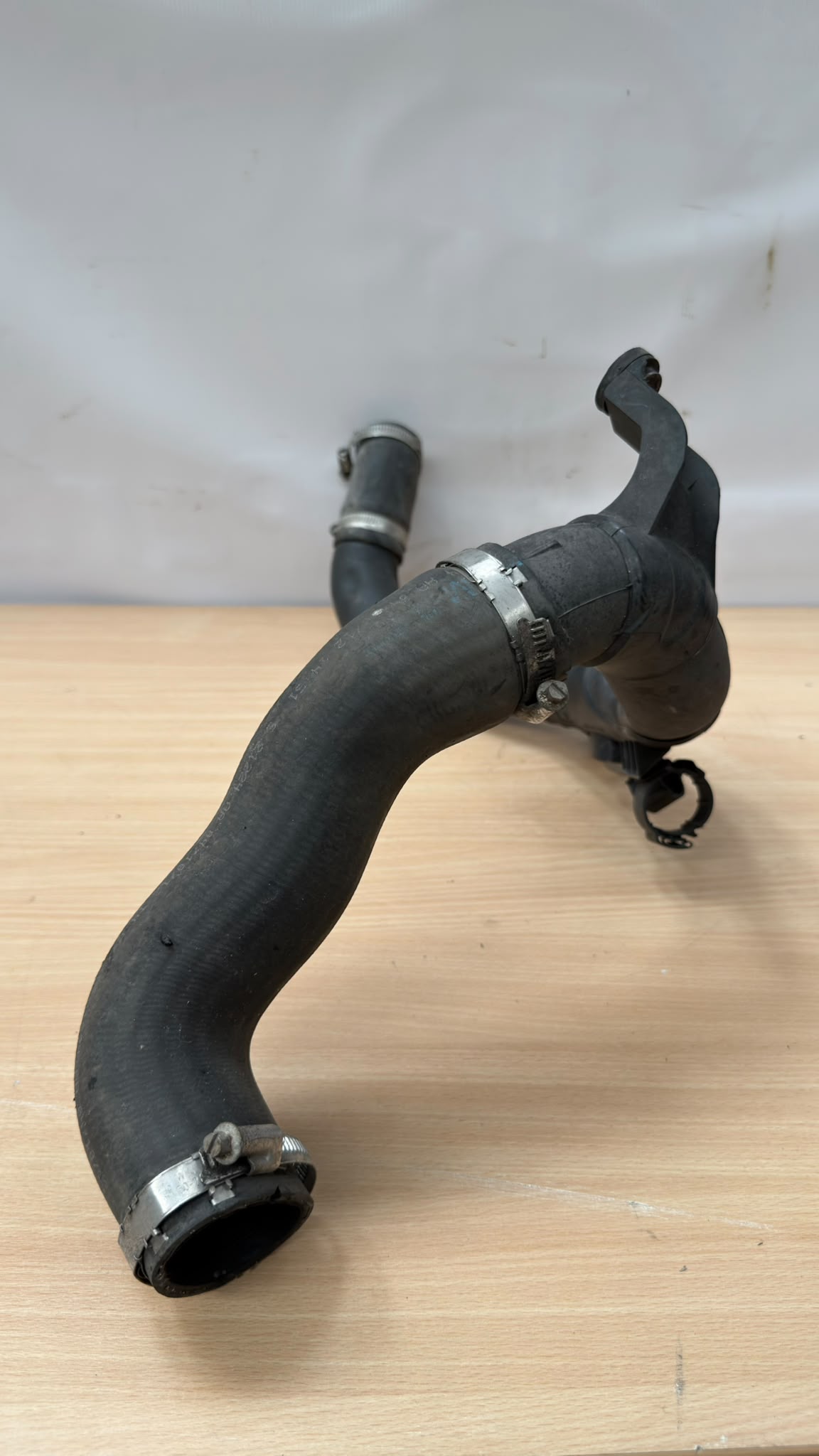Volkswagen audi skoda seat  2012-2017 Intercooler Pipe 04L145770H