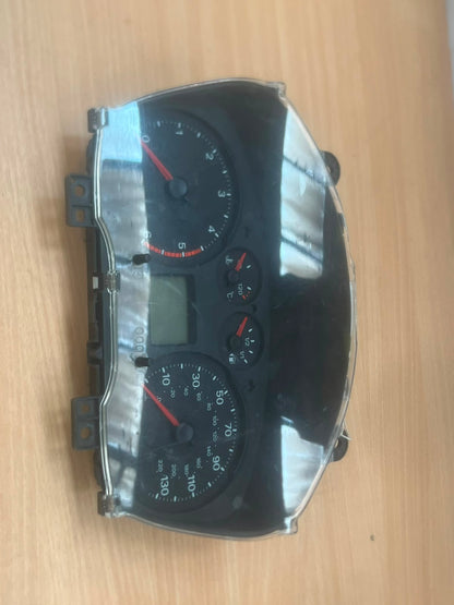 Mercedes-Benz E W212 2014-2015 Instrument Cluster Speedometer A2C53435303