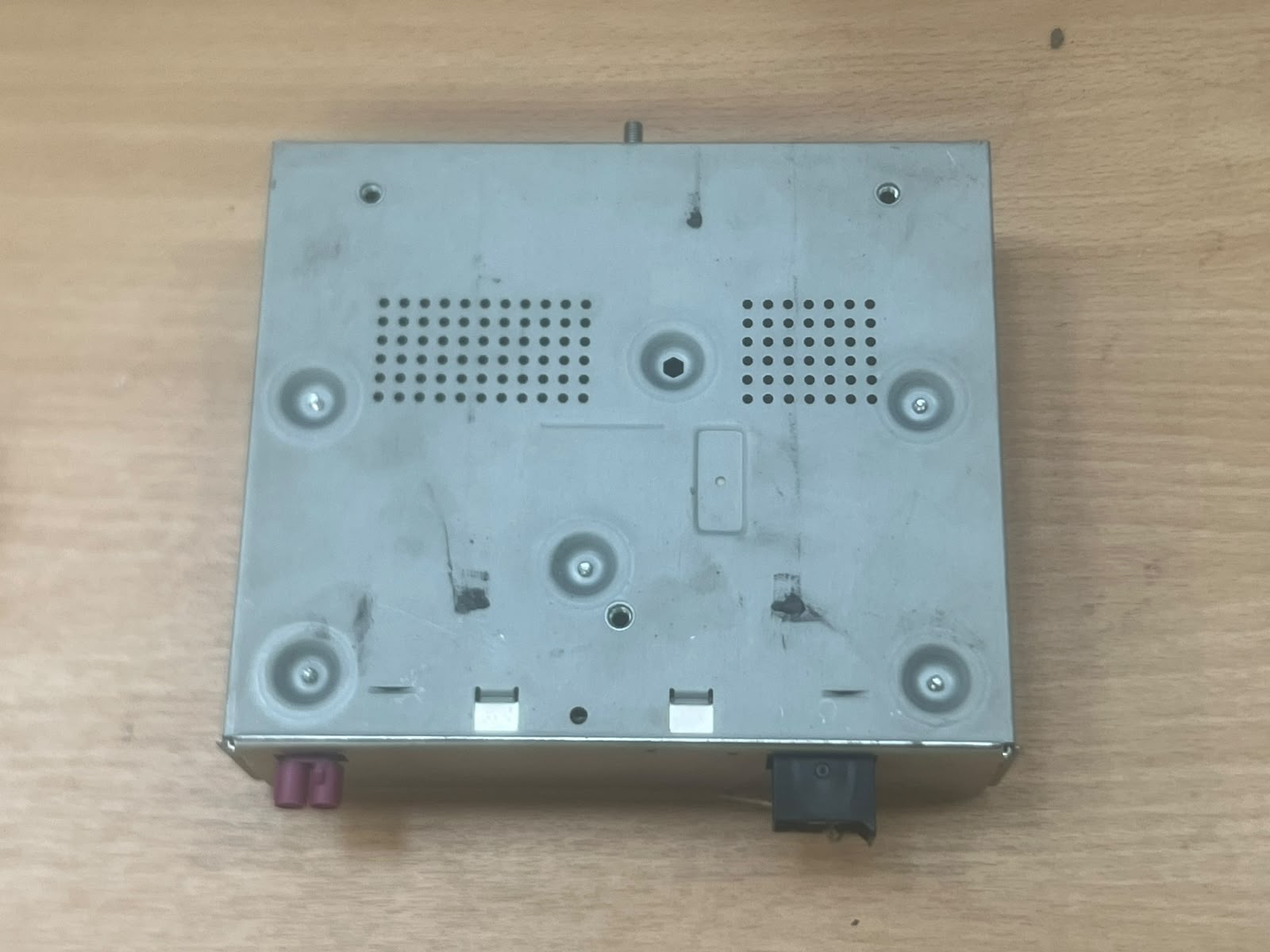 Mercedes-Benz E Class W212 2015 DAB Radio Tuner Control Unit A2229002710
