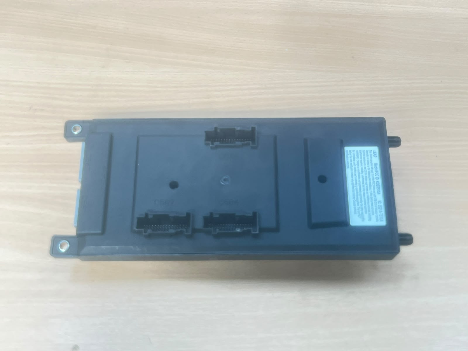 Range Rover Evoque L538 2015-2019 Fuse Box GJ3214F041AC