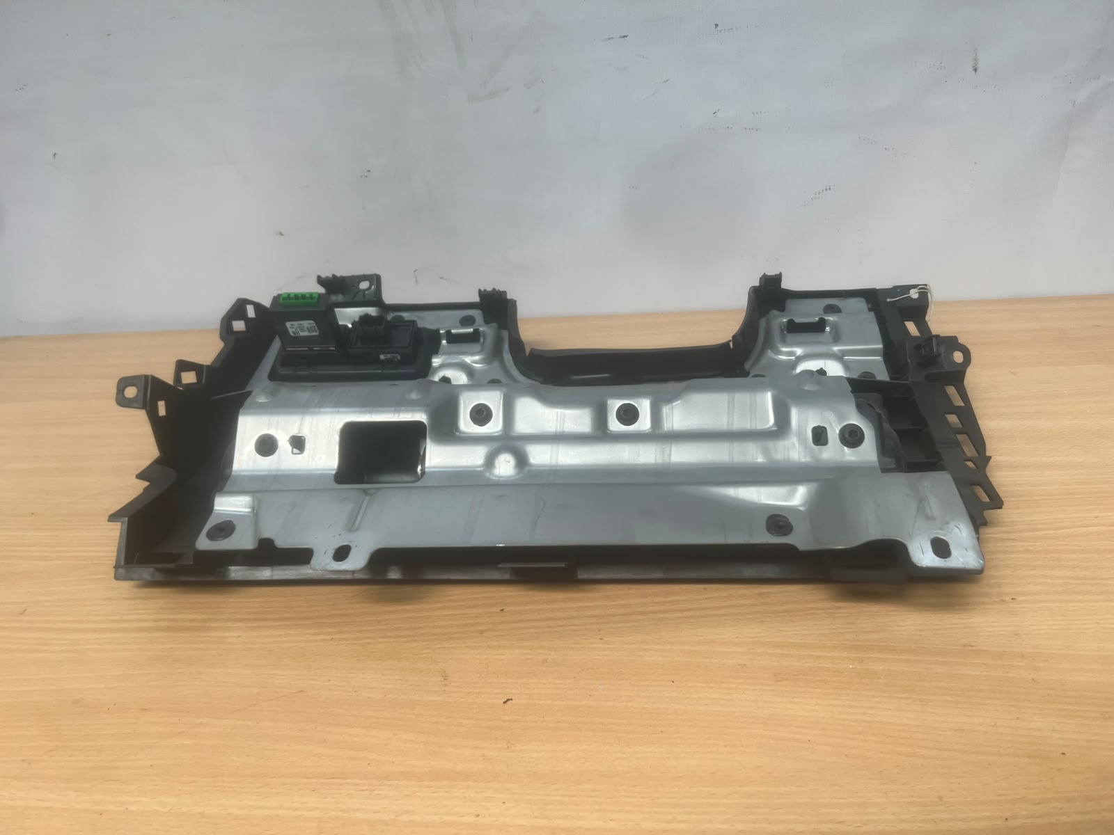 Range Rover Evoque L538 Right Front Knee AB Driver with Switches 16D1424RB9