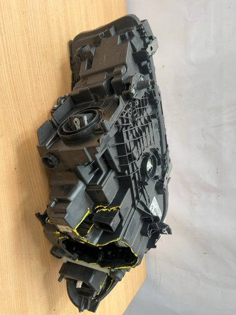 BMW G30 2017-2020 LED Adaptive Front Left 743921101