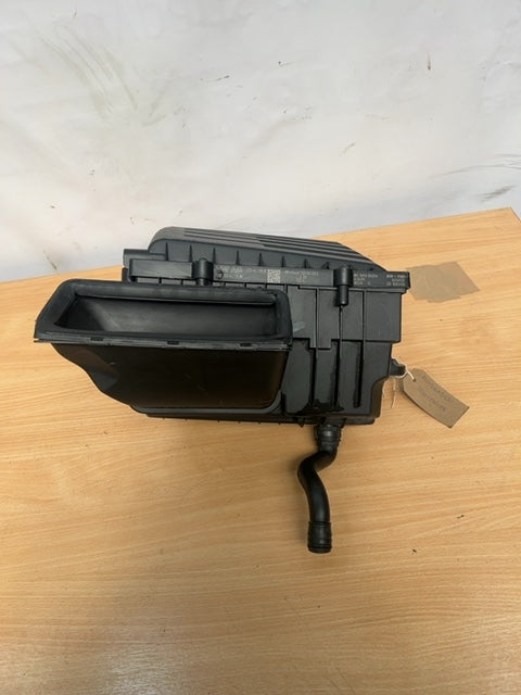 SEAT/CUPRA LEON 5F1 AIR INTAKE BOX 1.6 DIESEL 500 129 618 b 2013