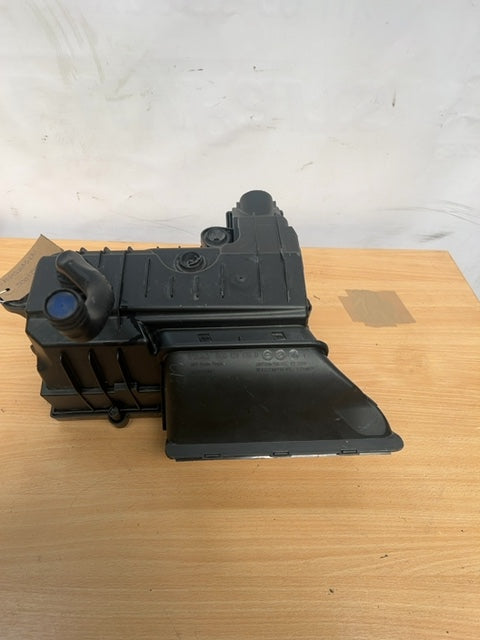 SEAT/CUPRA LEON 5F1 AIR INTAKE BOX 1.6 DIESEL 500 129 618 b 2013