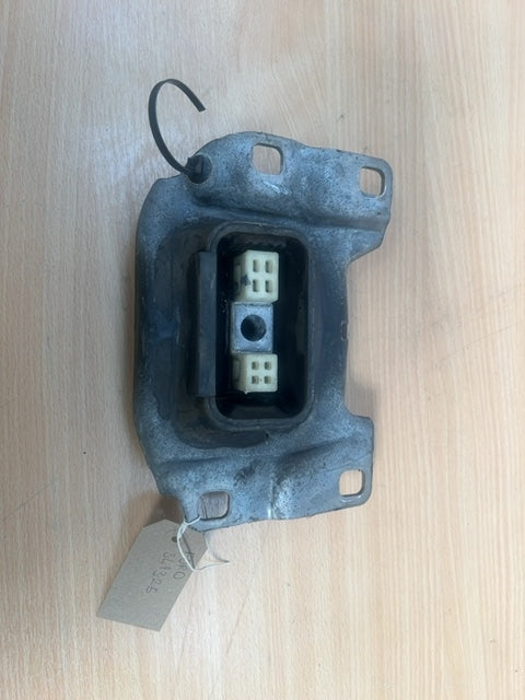 Ford Focus MK3 Engine Mount Passenger Side Left 349325