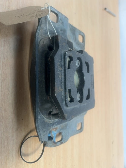 Ford Focus MK3 Engine Mount Passenger Side Left 349325