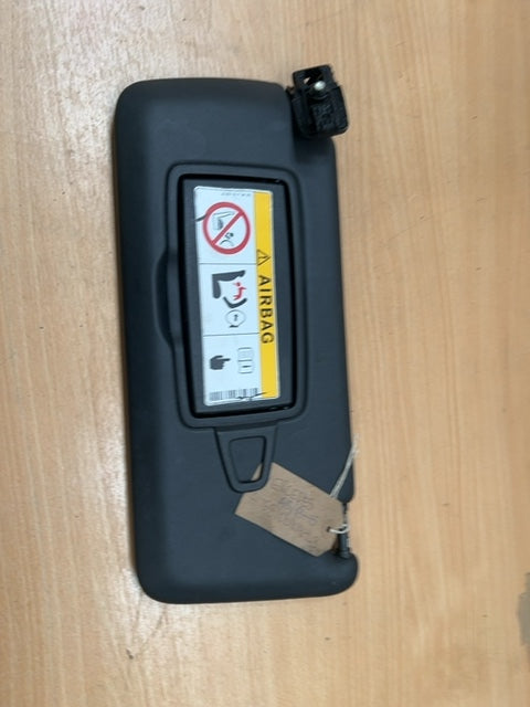 Mercedes CLA AMG Line 2016 Sun Visor A17681001109H43