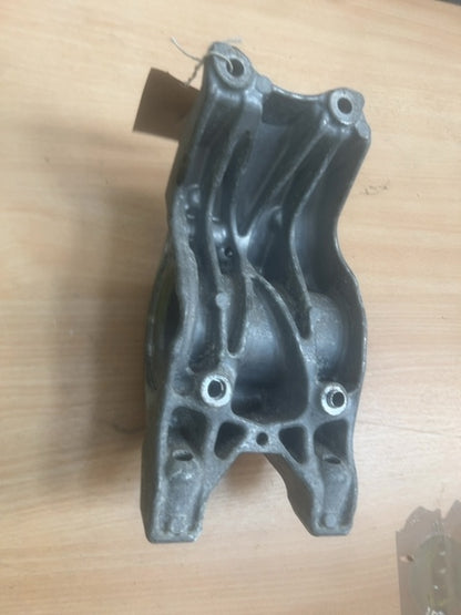 Mercedes-Benz A Class W176 2012-2016 Driveshaft Mount Bracket A6512200131
